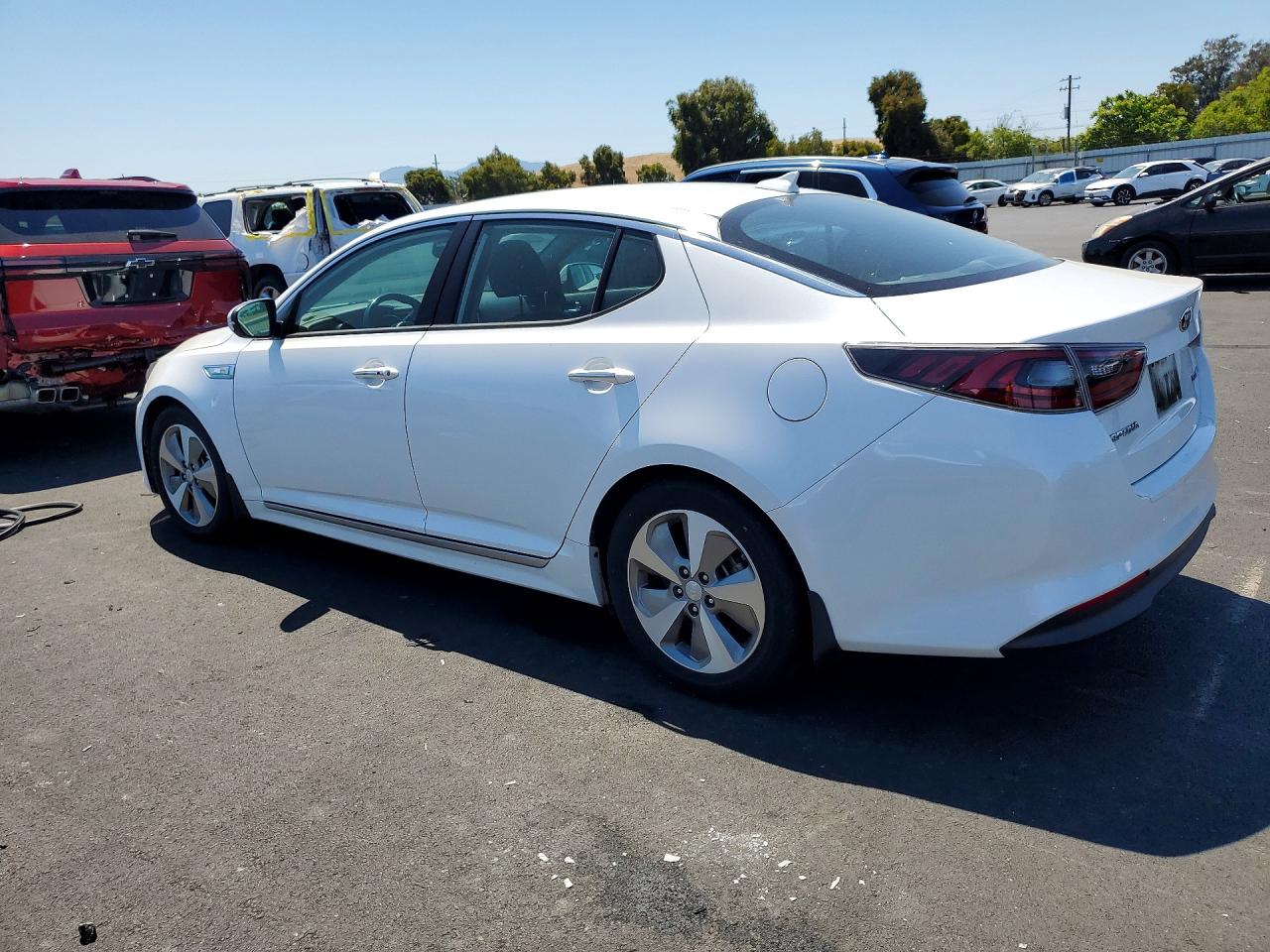 2015 Kia Optima Hybrid White vin: KNAGN4ADXF5083082