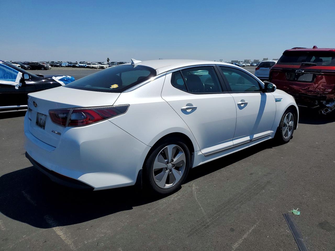 2015 Kia Optima Hybrid White vin: KNAGN4ADXF5083082