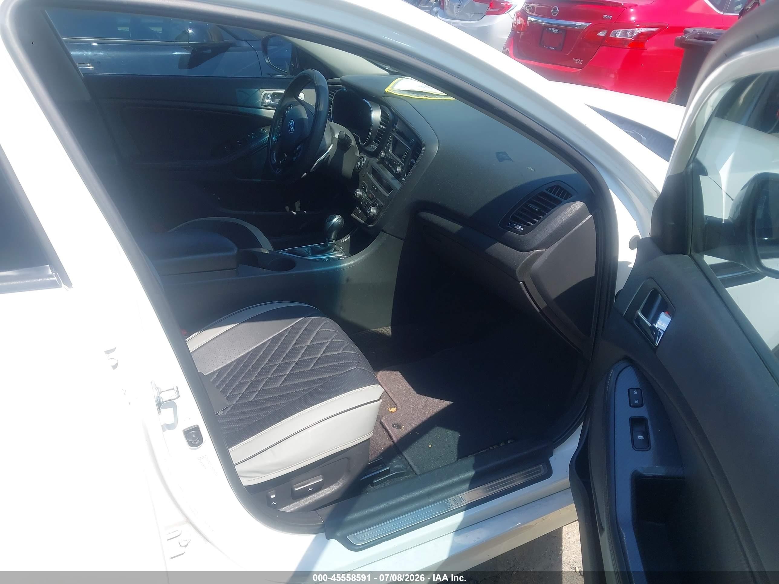 2011 Kia Optima Sx White vin: KNAGR4A60B5090543
