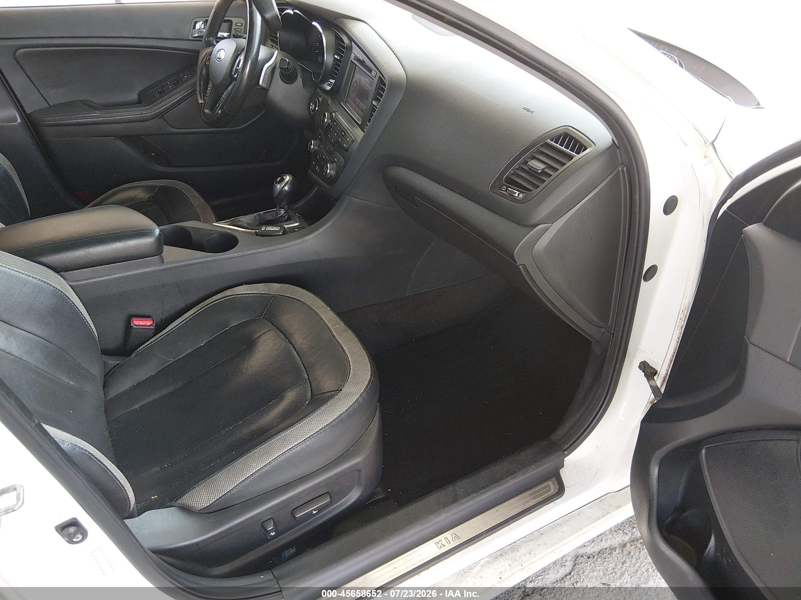 2011 Kia Optima Sx White vin: KNAGR4A60B5141751