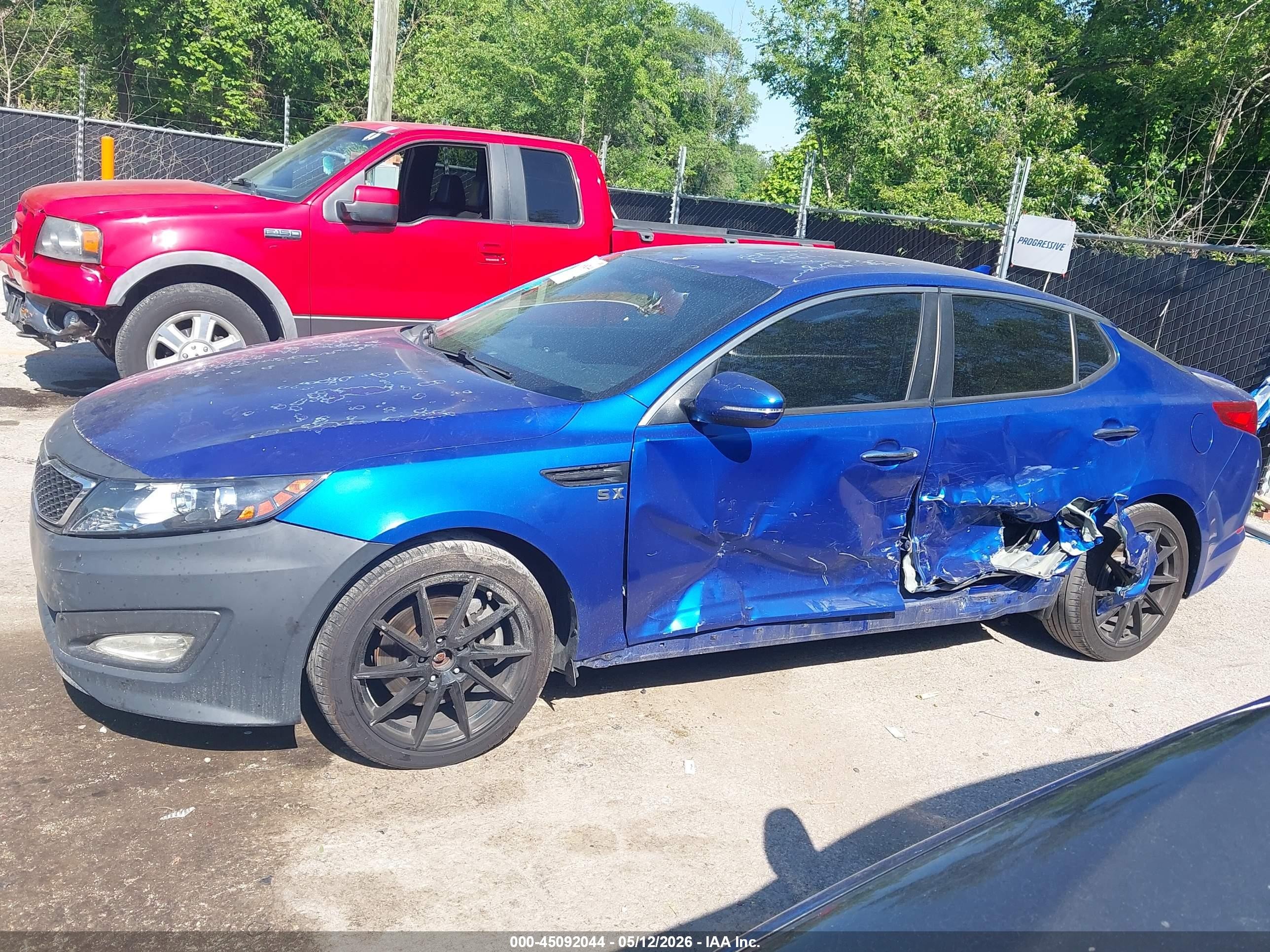 2011 Kia Optima Sx Blue vin: KNAGR4A64B5095325