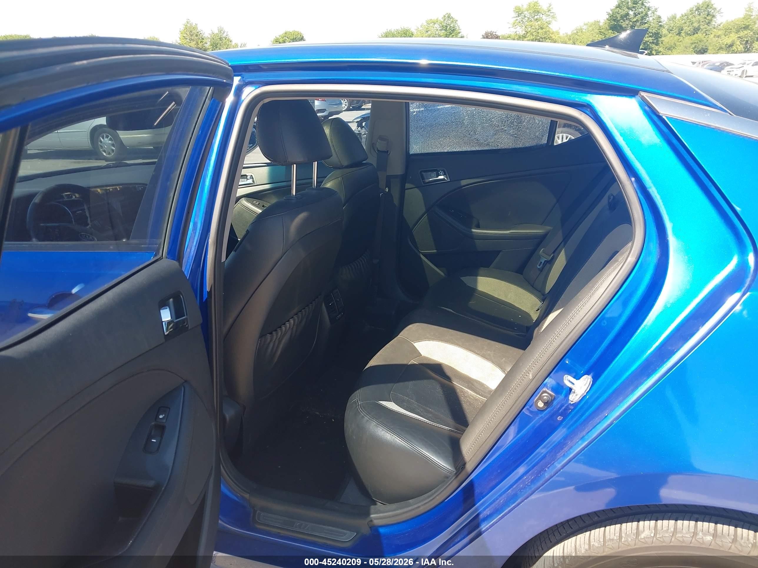 2011 Kia Optima Sx Blue vin: KNAGR4A64B5138139
