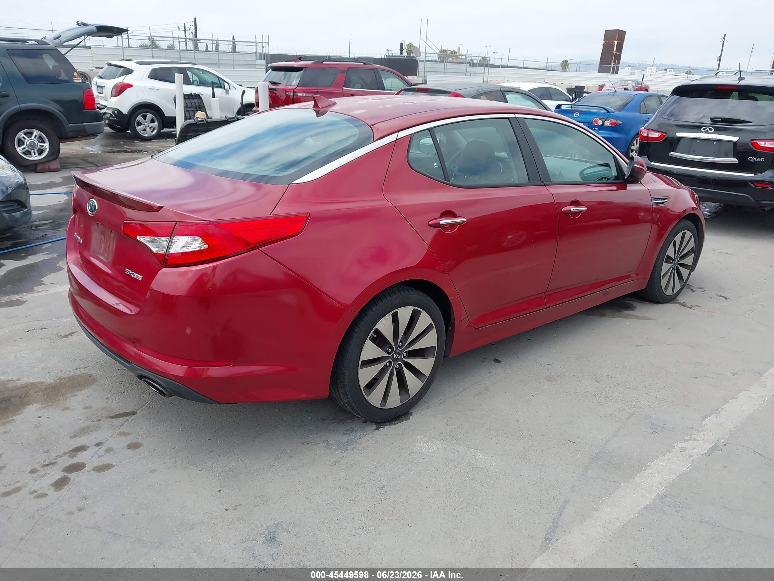 2011 Kia Optima Sx Burgundy vin: KNAGR4A69B5086068