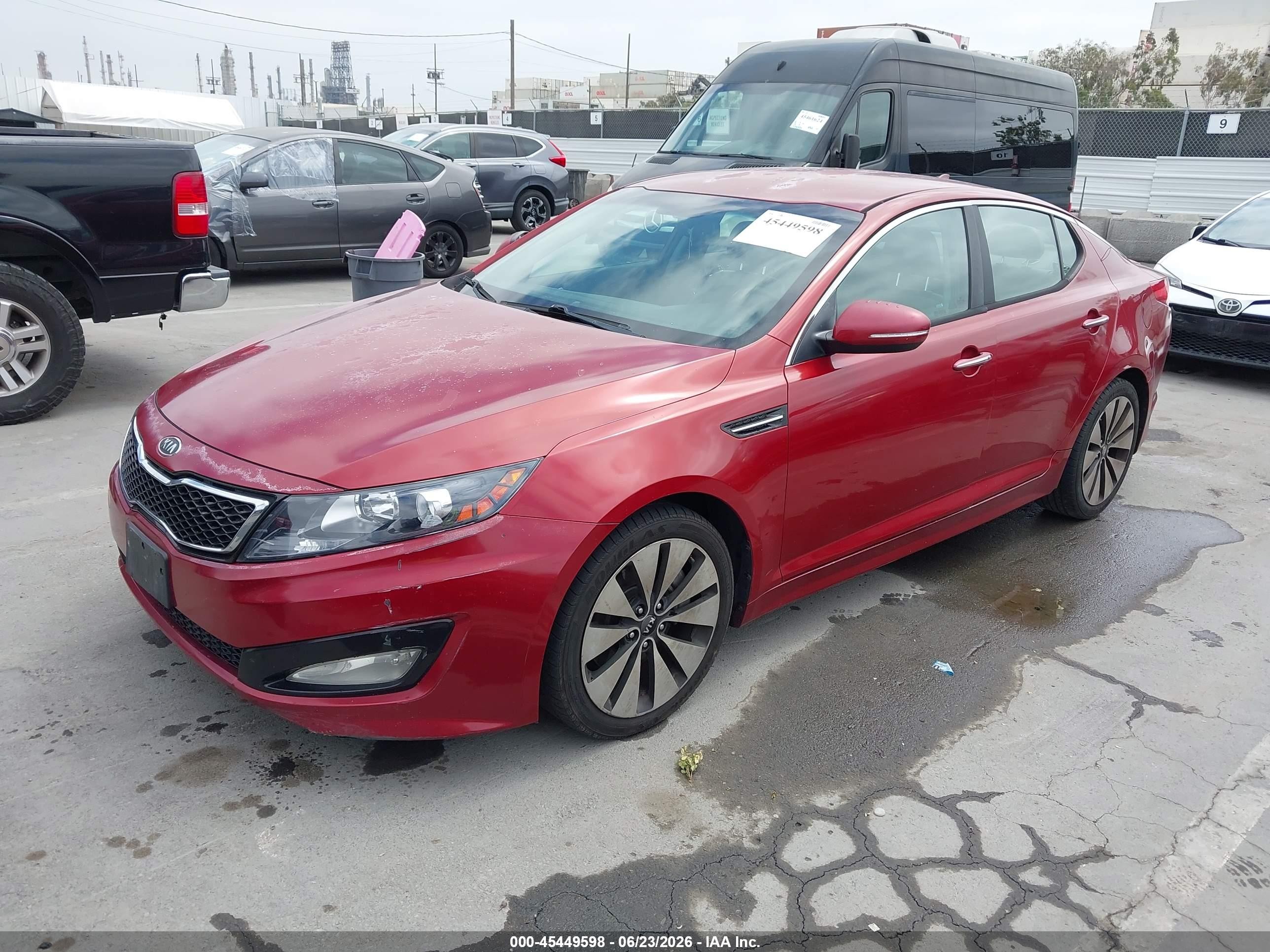 2011 Kia Optima Sx Burgundy vin: KNAGR4A69B5086068