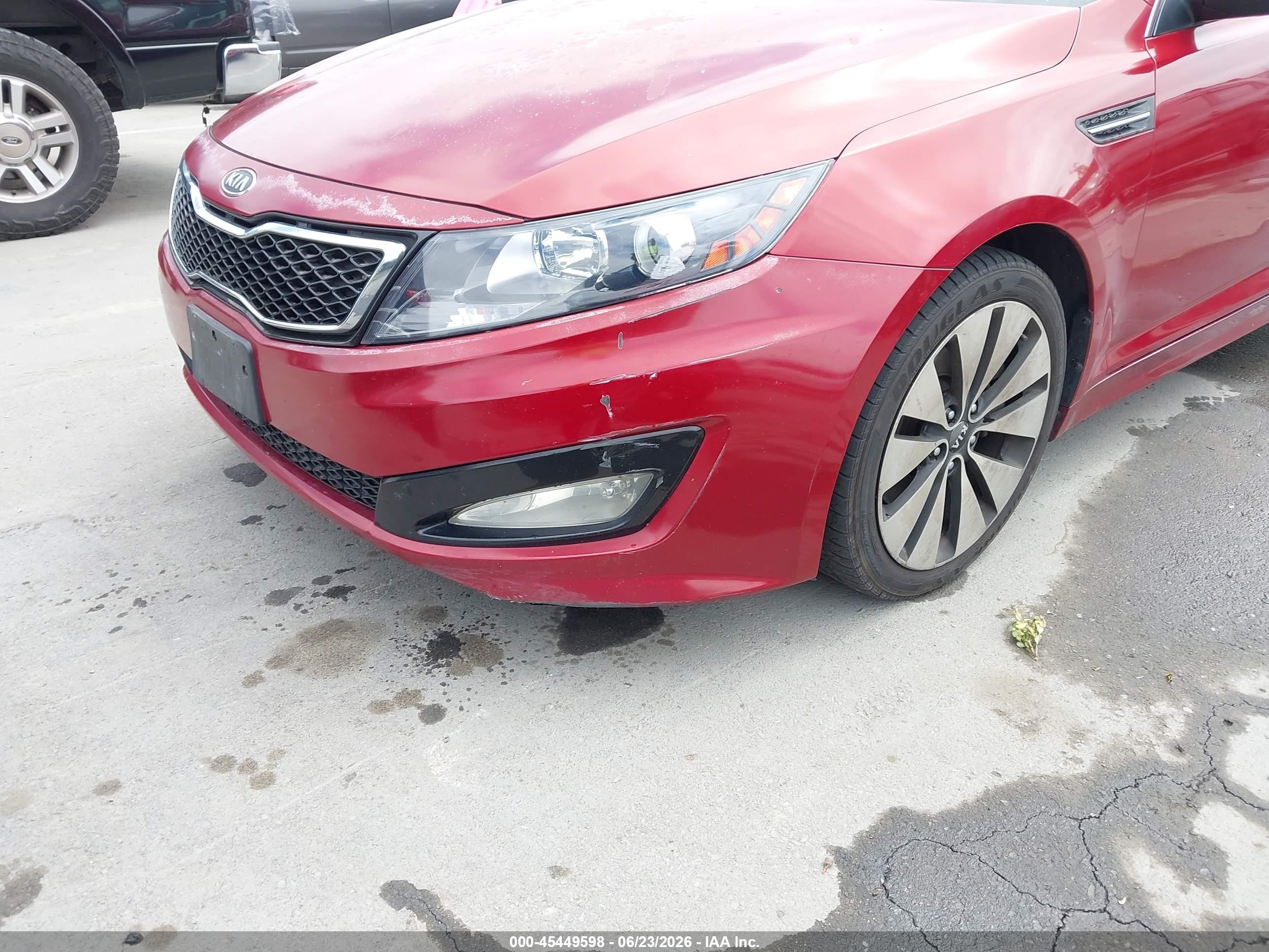 2011 Kia Optima Sx Burgundy vin: KNAGR4A69B5086068