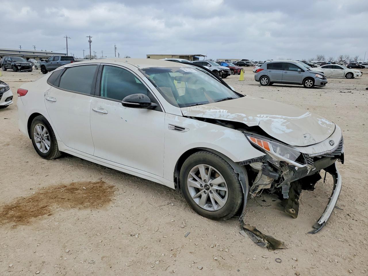 2016 Kia Optima Lx White vin: KNAGT4L34G5103242