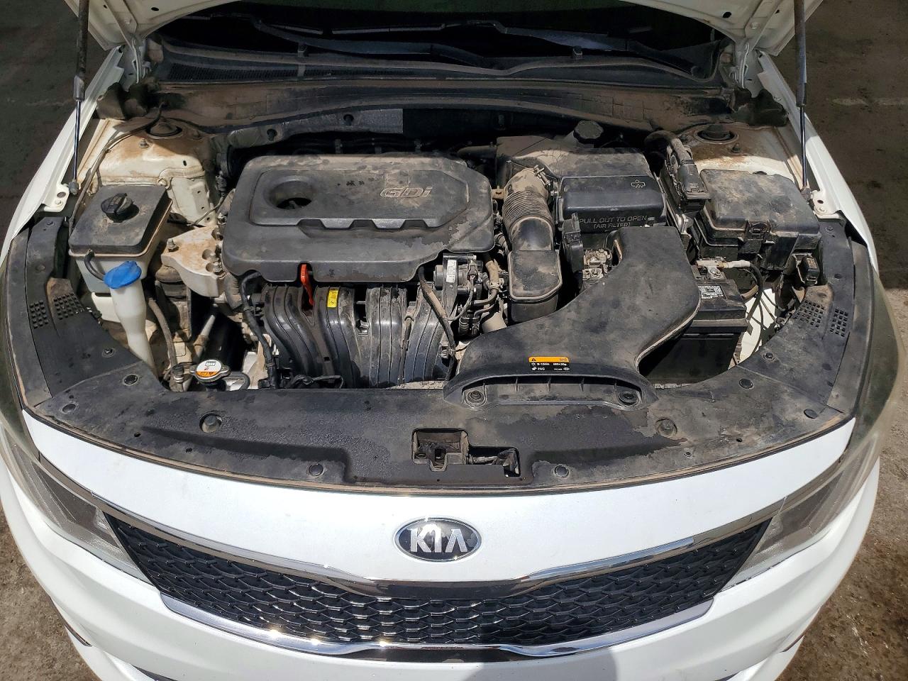 2016 Kia Optima Lx Белый vin: KNAGT4L3XG5072983
