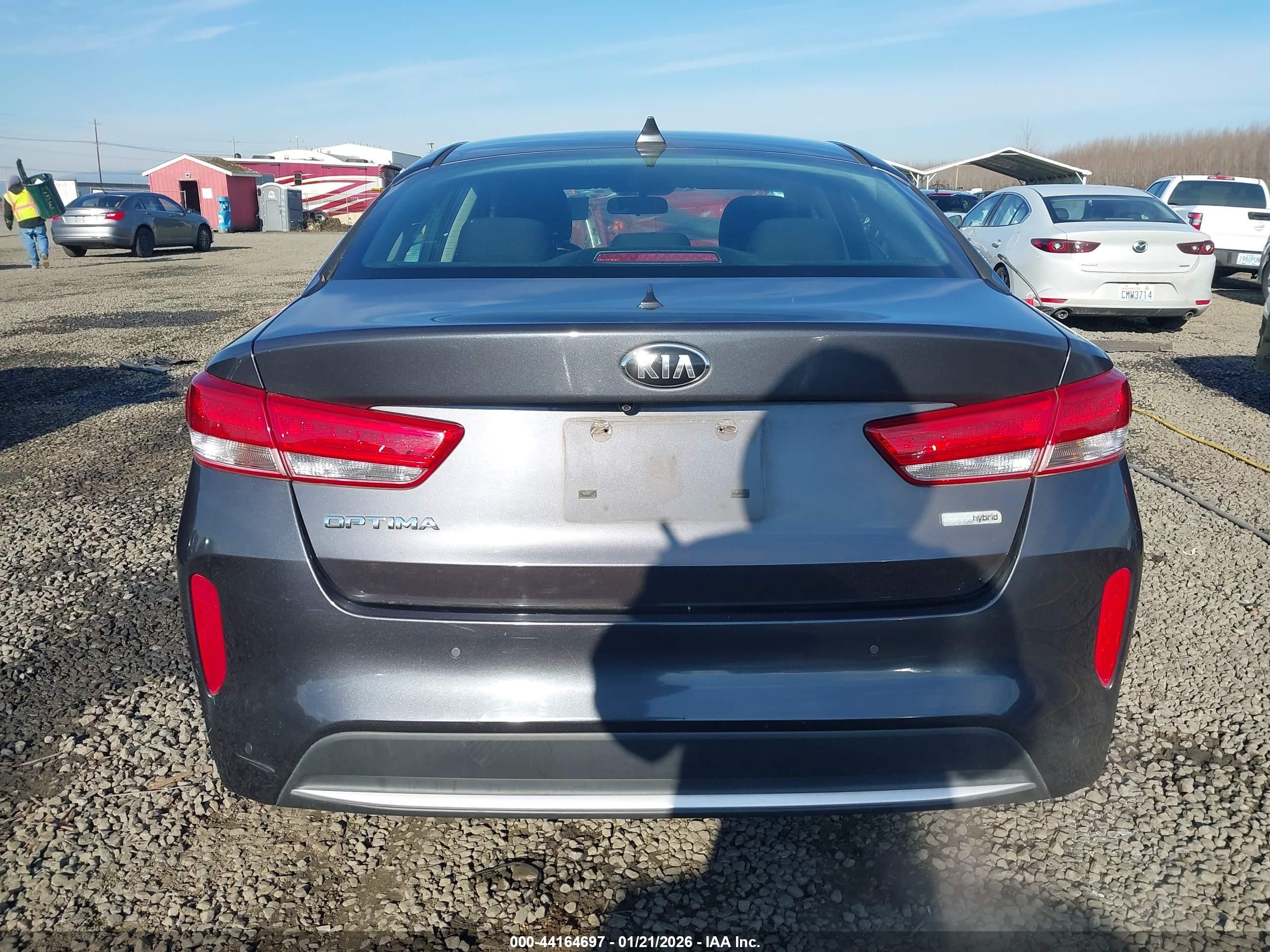 2017 Kia Optima Hybrid   Серый vin: KNAGT4LC5H5006732