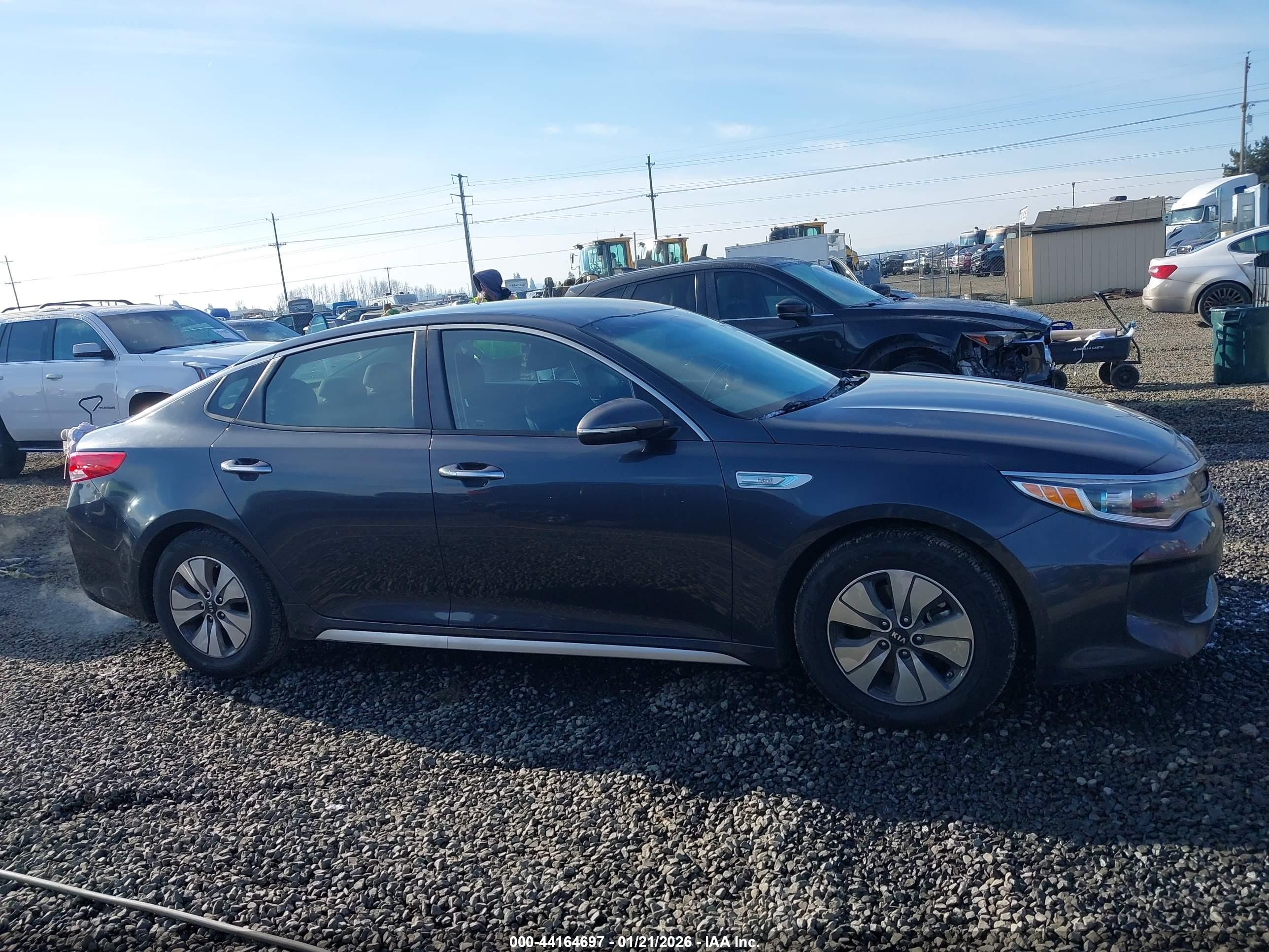 2017 Kia Optima Hybrid   Серый vin: KNAGT4LC5H5006732