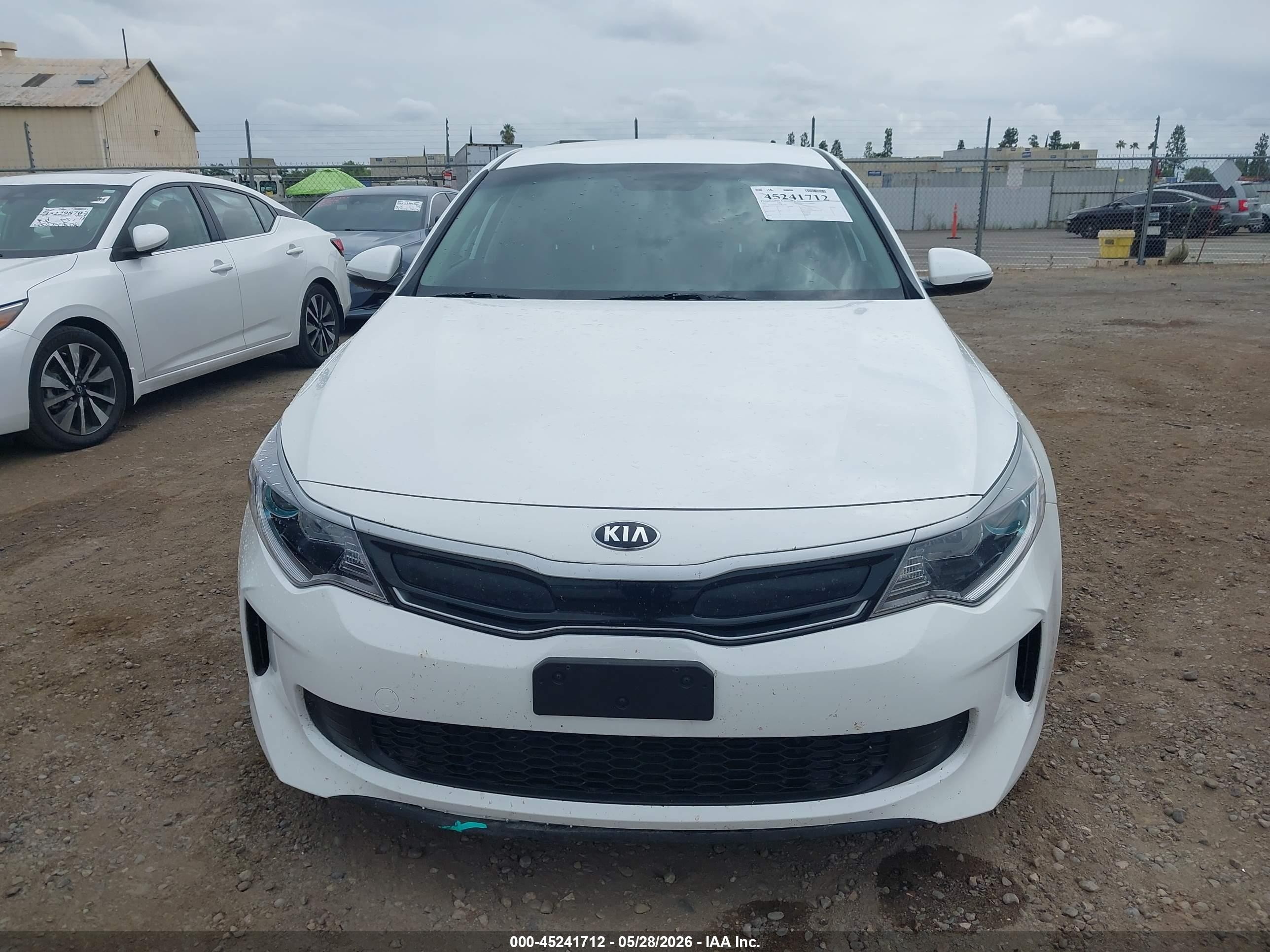 2017 Kia Optima Hybrid White vin: KNAGT4LE7H5013456