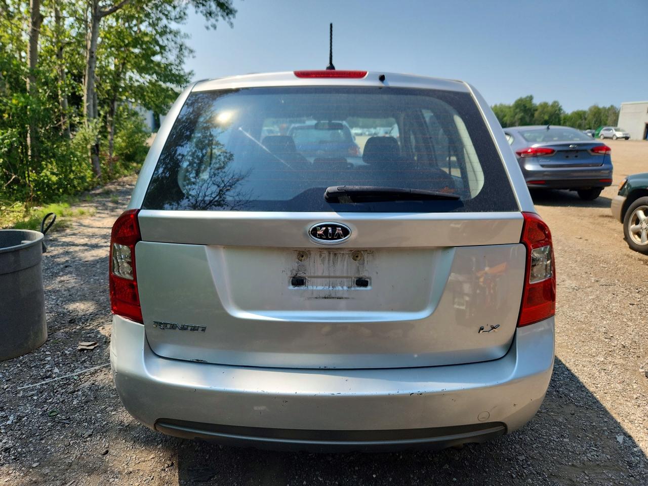2012 Kia Rondo Silver vin: KNAHG8A84C7408995