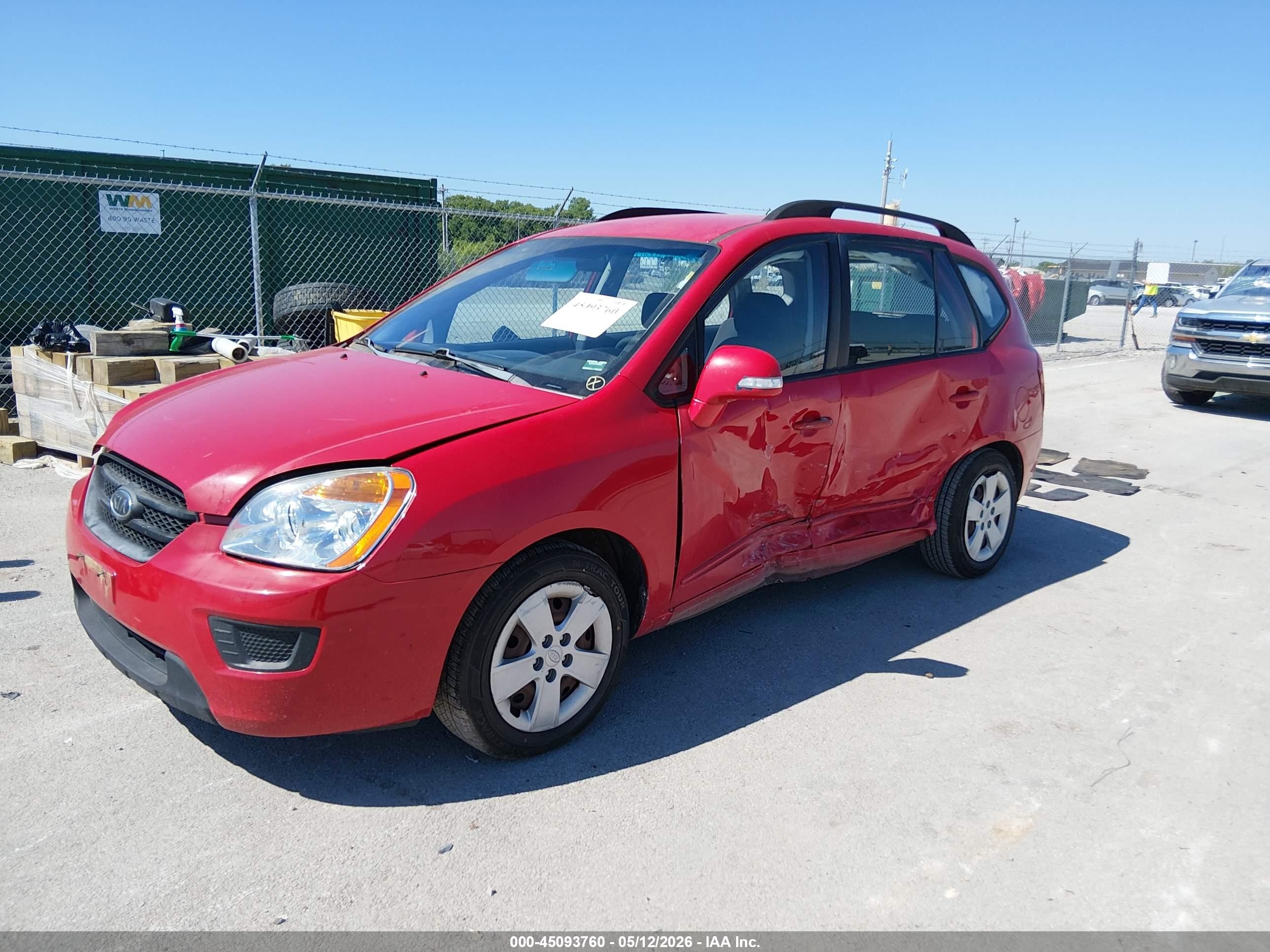 2010 Kia Rondo Lx Red vin: KNAHG8C82A7304242