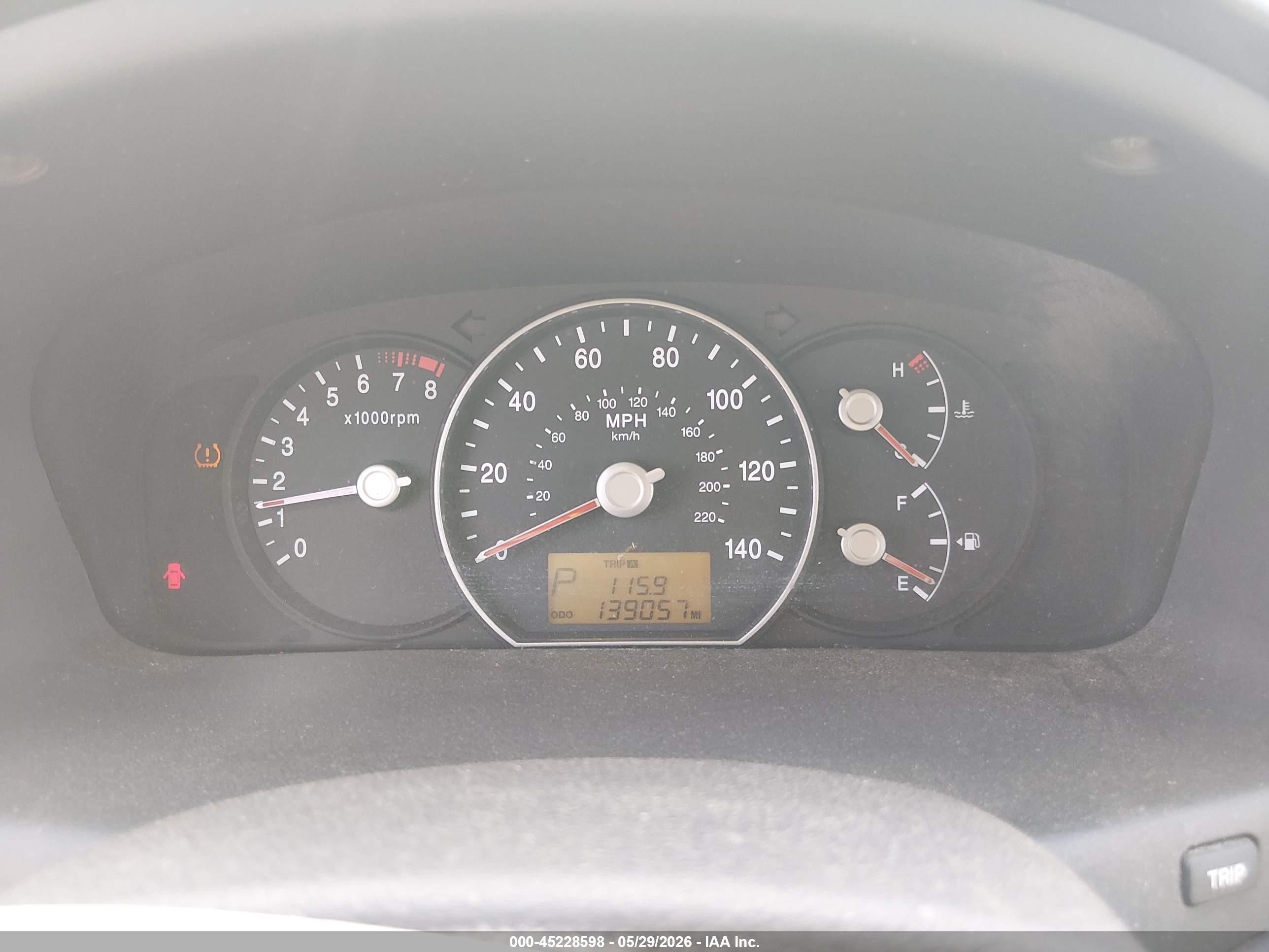 2010 Kia Rondo Lx Light Blue vin: KNAHG8C88A7300440