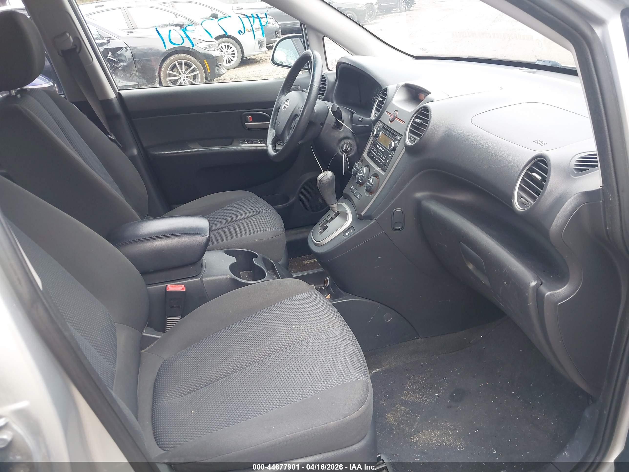 2010 Kia Rondo Ex/ex-premium Silver vin: KNAHH8A84A7305067