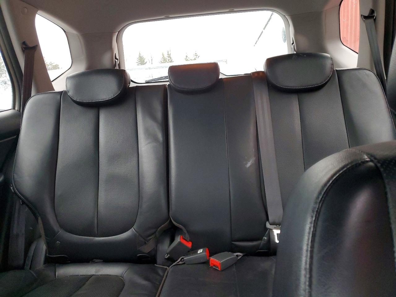 2011 Kia Rondo Серебряный vin: KNAHH8C60B7360130