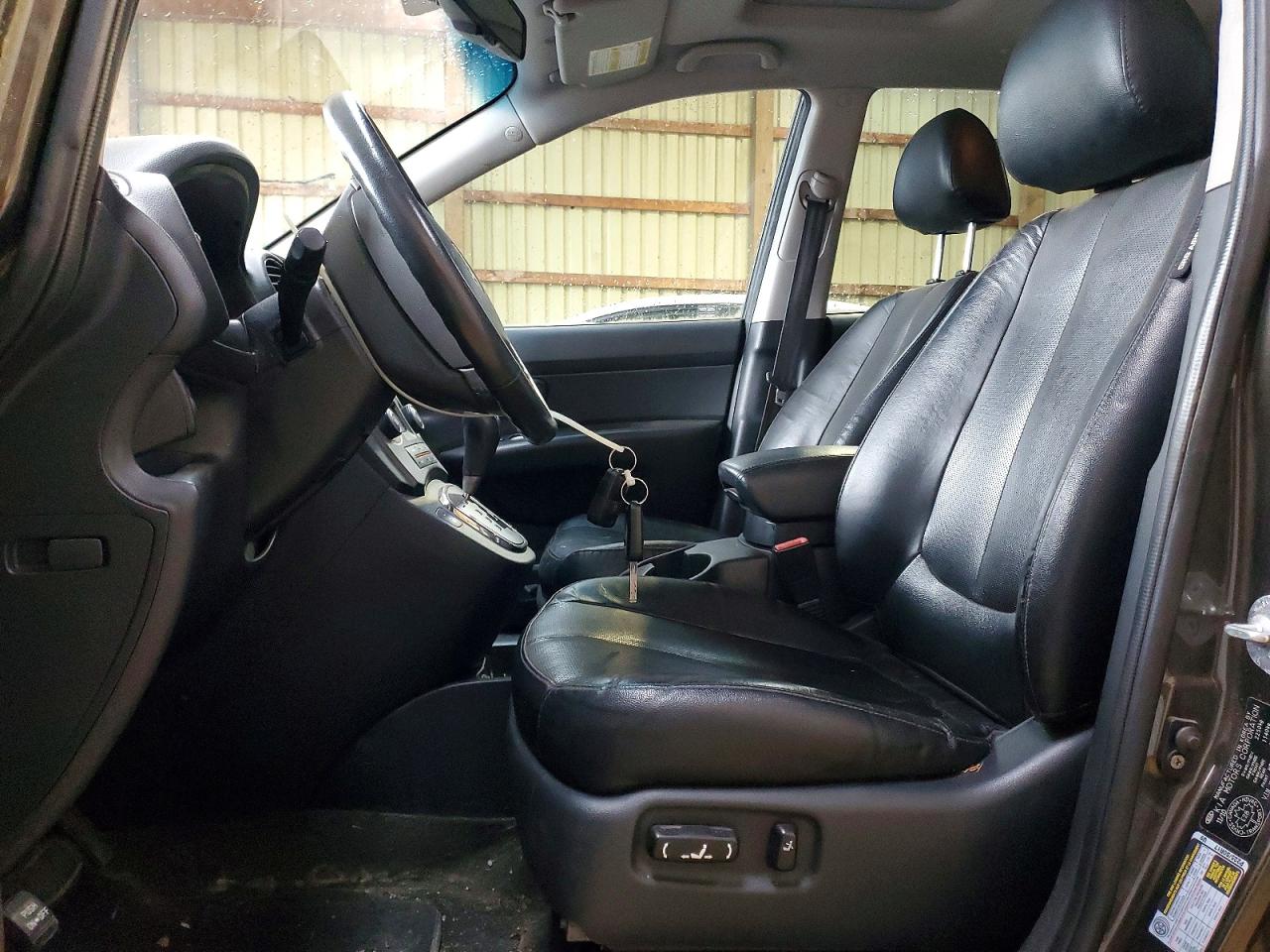 2011 Kia Rondo Коричневый vin: KNAHH8C61B7343854