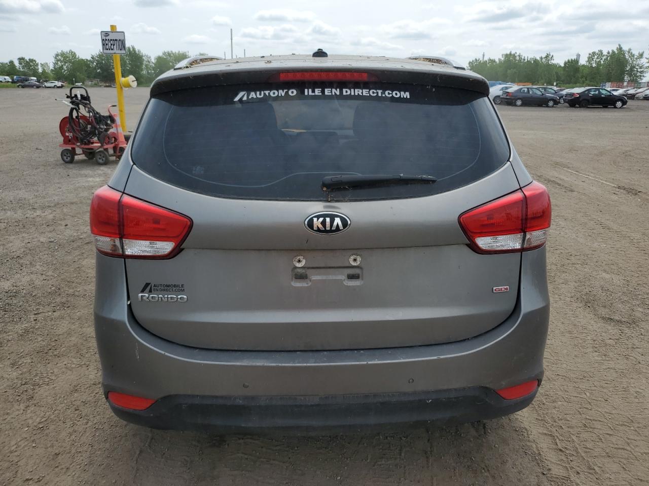 2016 Kia Rondo    Gray vin: KNAHT8A33G7129690