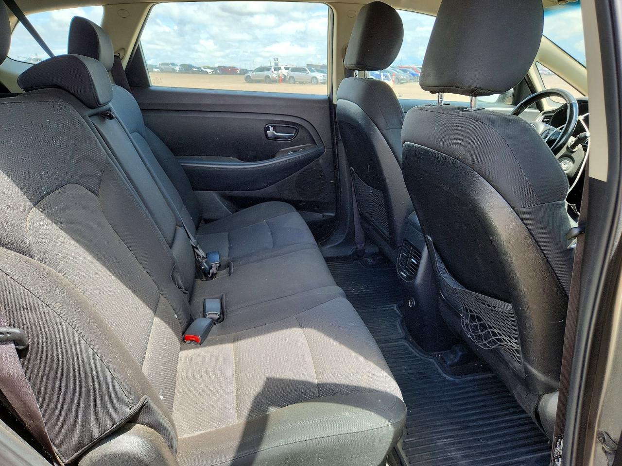 2014 Kia Rondo Gray vin: KNAHT8A35E7048462