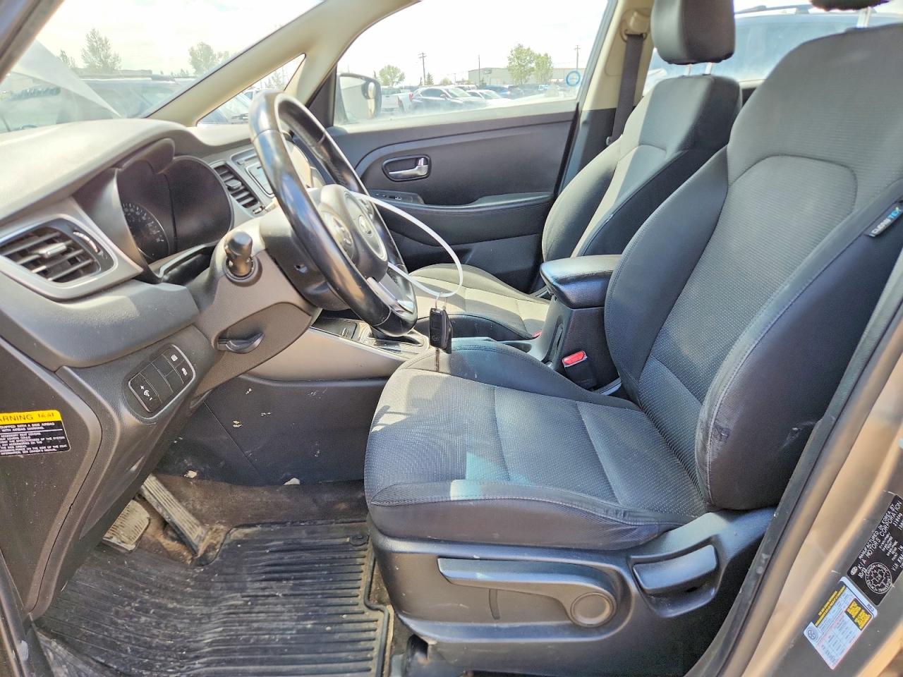 2014 Kia Rondo Gray vin: KNAHT8A35E7048462