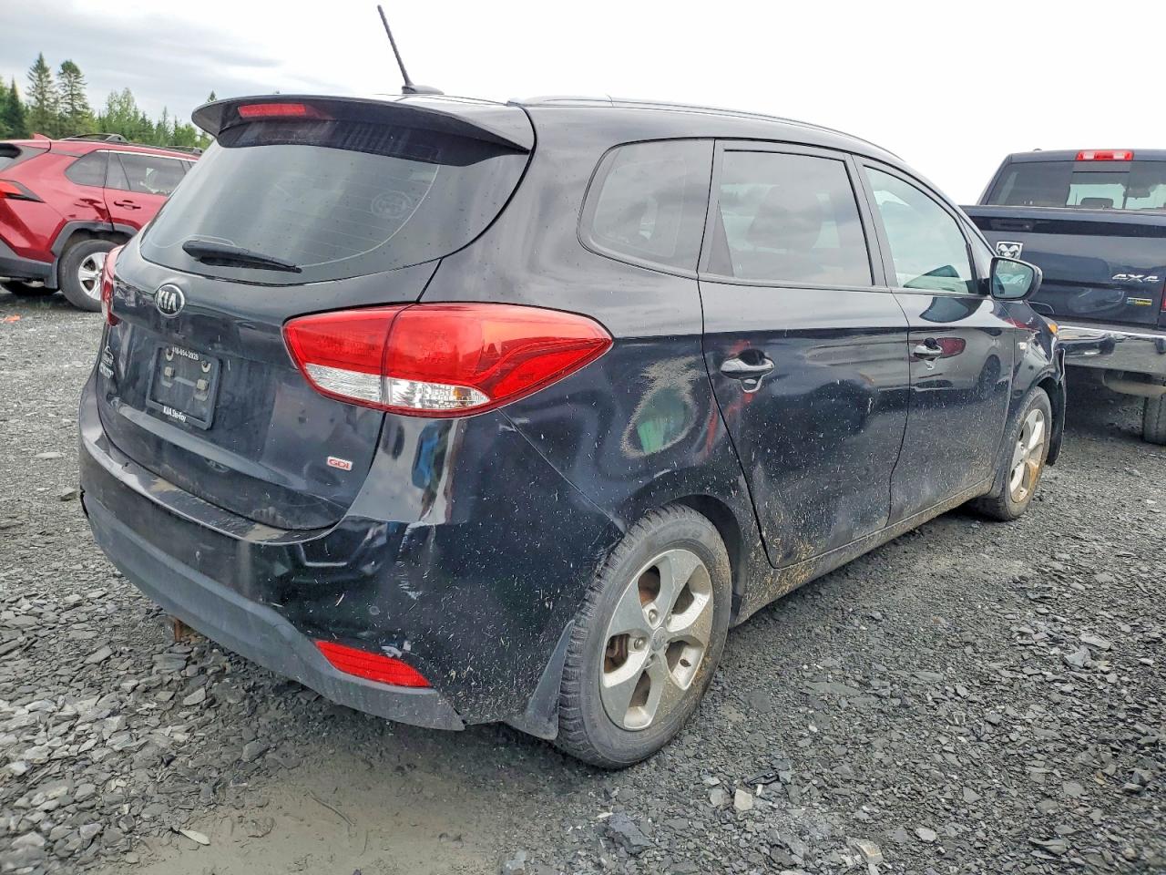 2015 Kia Rondo Черный vin: KNAHT8A37F7079939