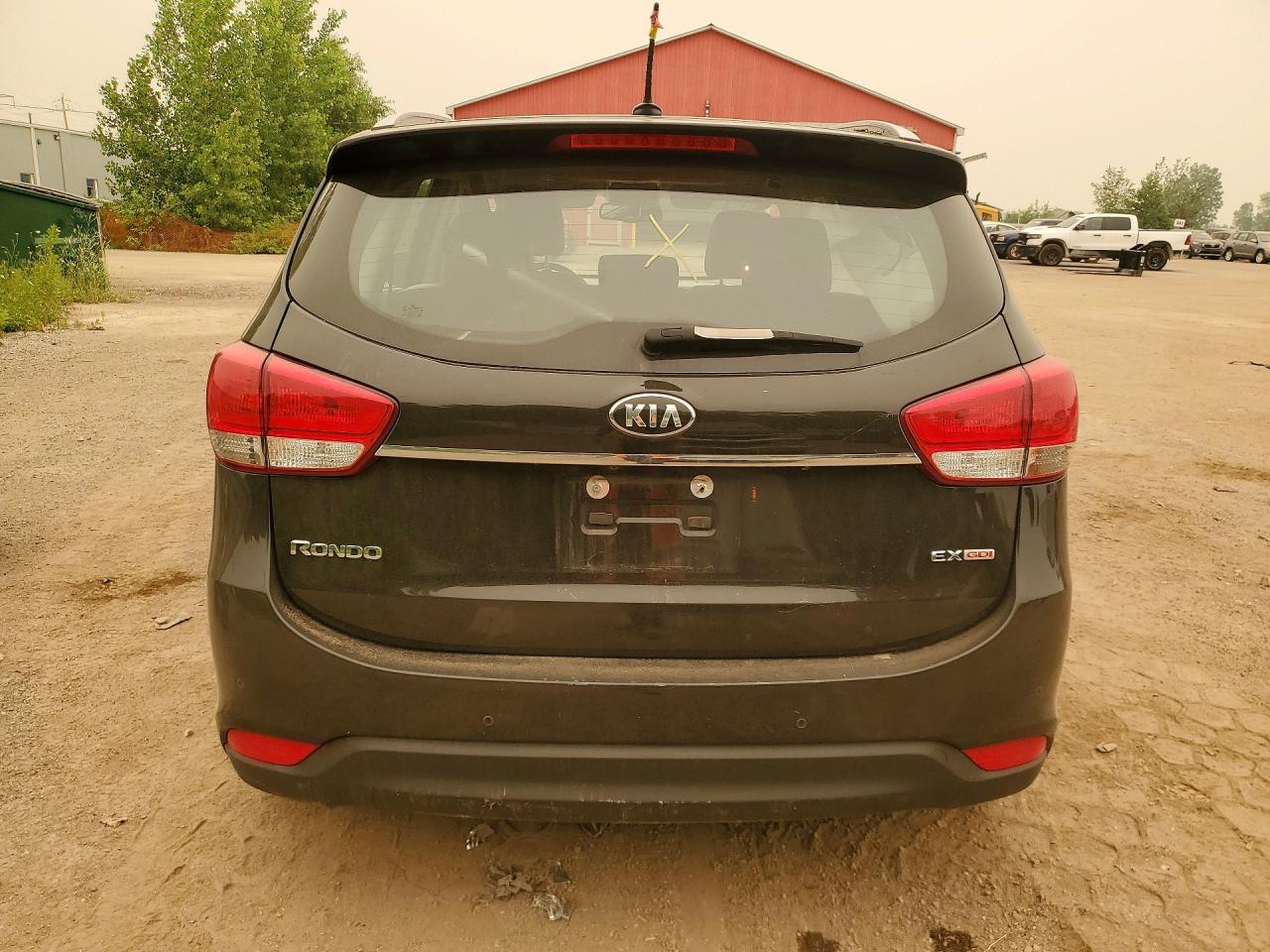 2015 Kia Rondo Black vin: KNAHU8A35F7122722