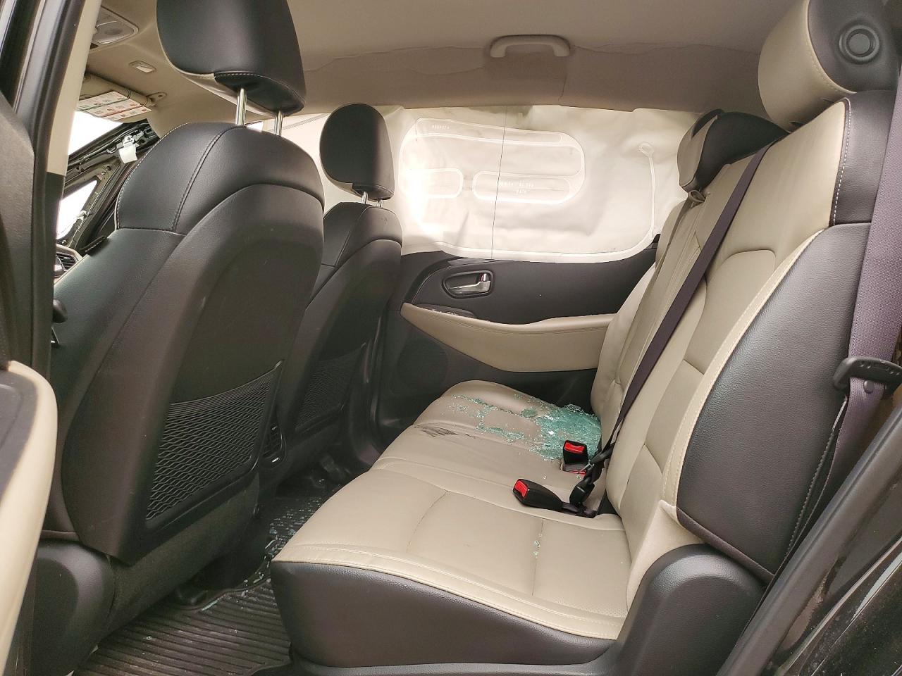 2015 Kia Rondo Black vin: KNAHU8A35F7122722
