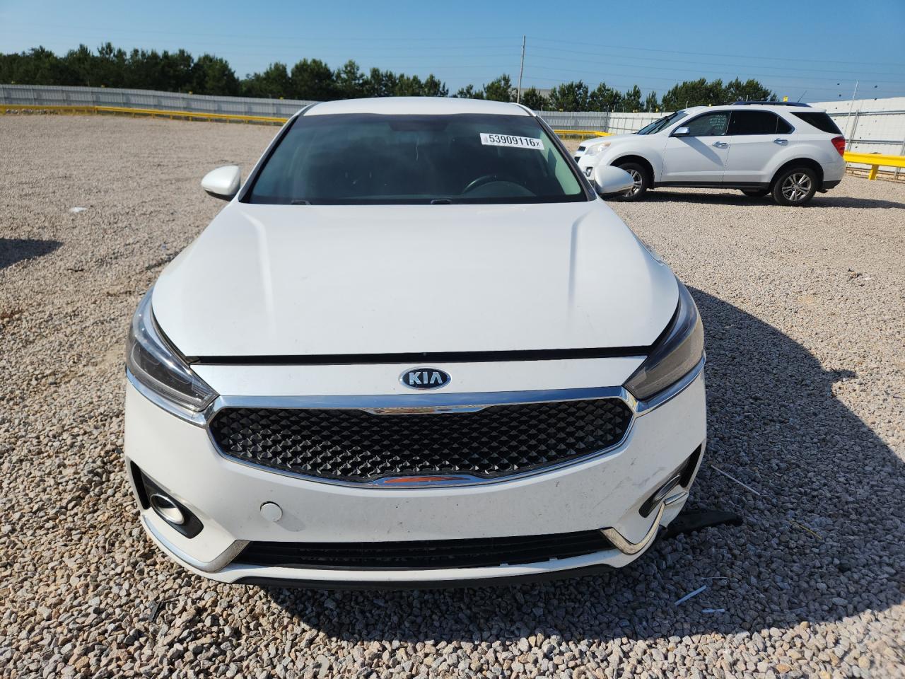 2017 Kia Cadenza Premium White vin: KNALB4J19H5039591