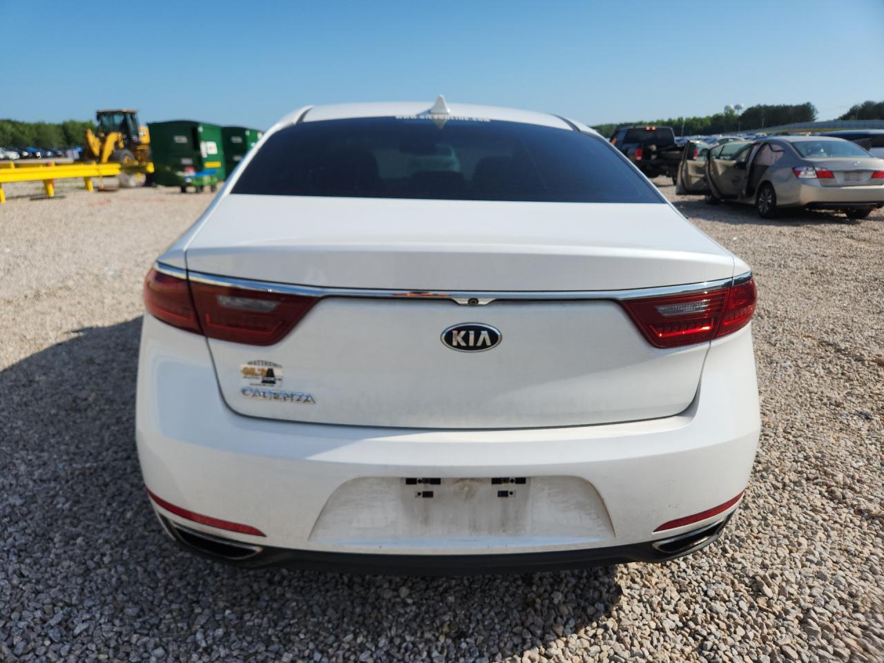 2017 Kia Cadenza Premium White vin: KNALB4J19H5039591