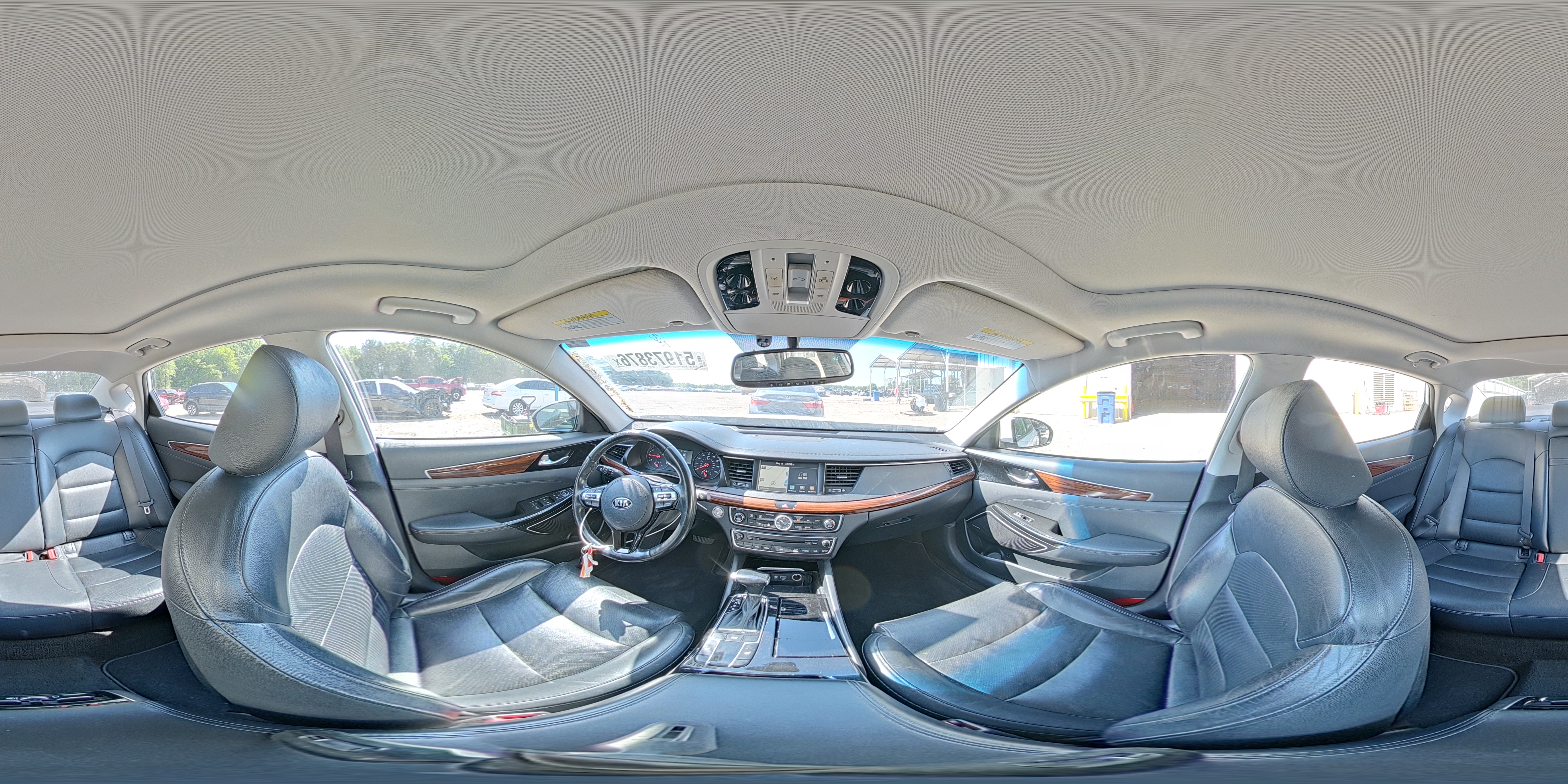 2017 Kia Cadenza Premium White vin: KNALC4J12H5046184