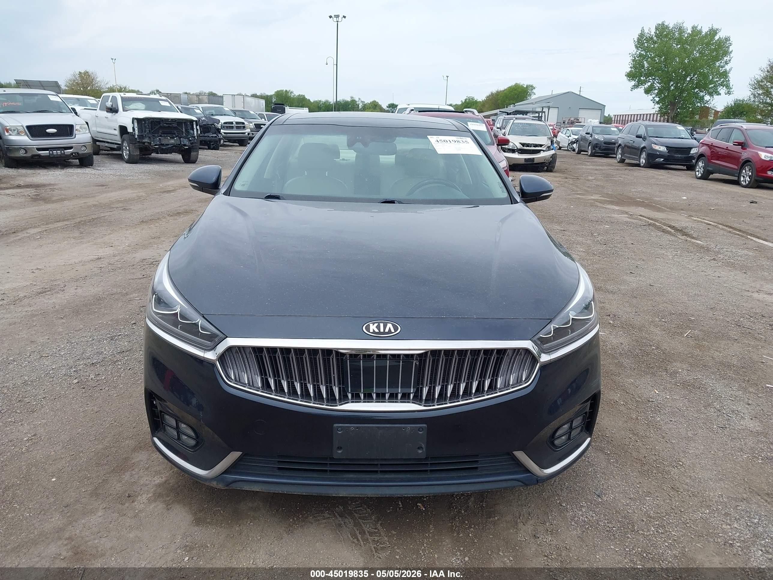 2017 Kia Cadenza Technology Черный vin: KNALC4J12H5063986