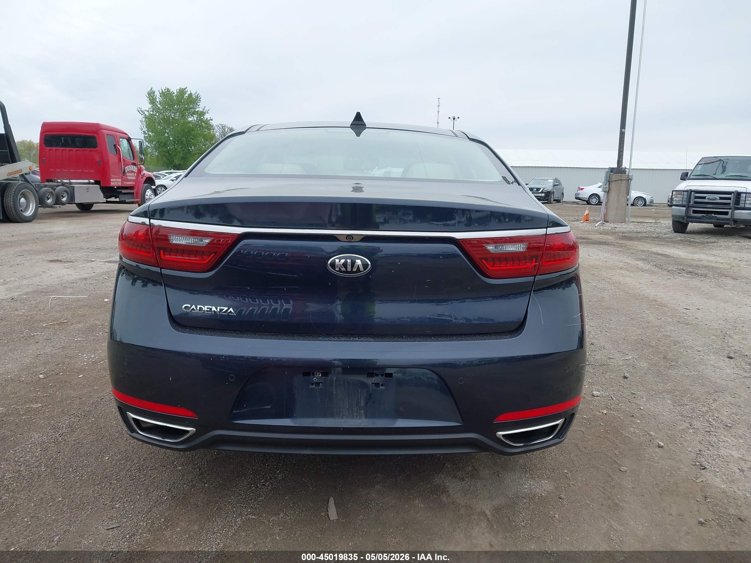 2017 Kia Cadenza Technology Черный vin: KNALC4J12H5063986