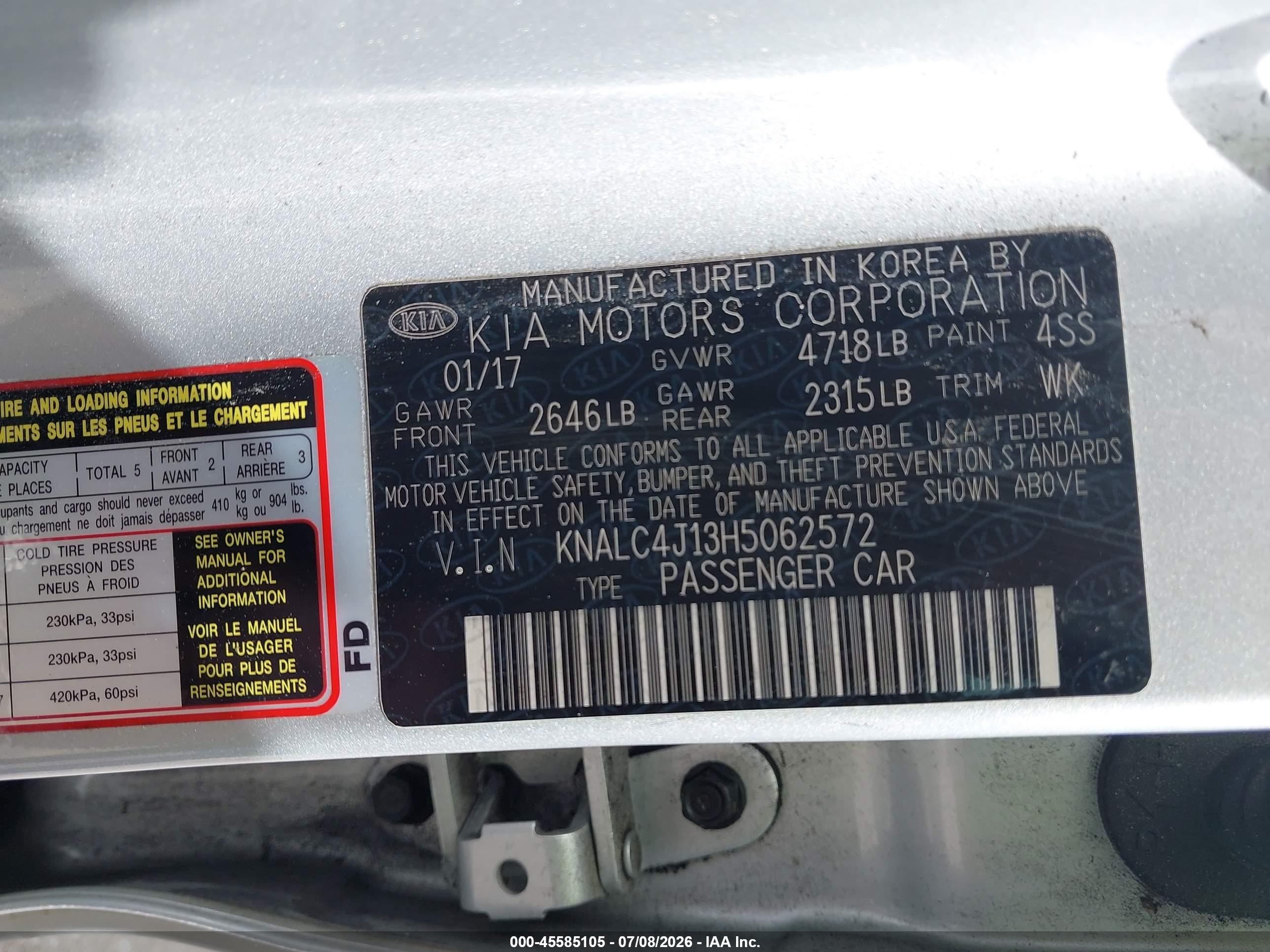 2017 Kia Cadenza Premium Silver vin: KNALC4J13H5062572