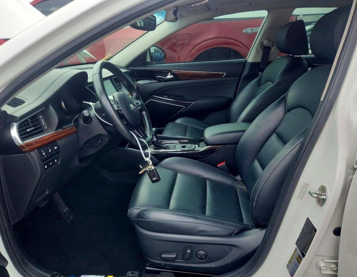 2019 Kia Cadenza Technology White vin: KNALC4J16K5171292
