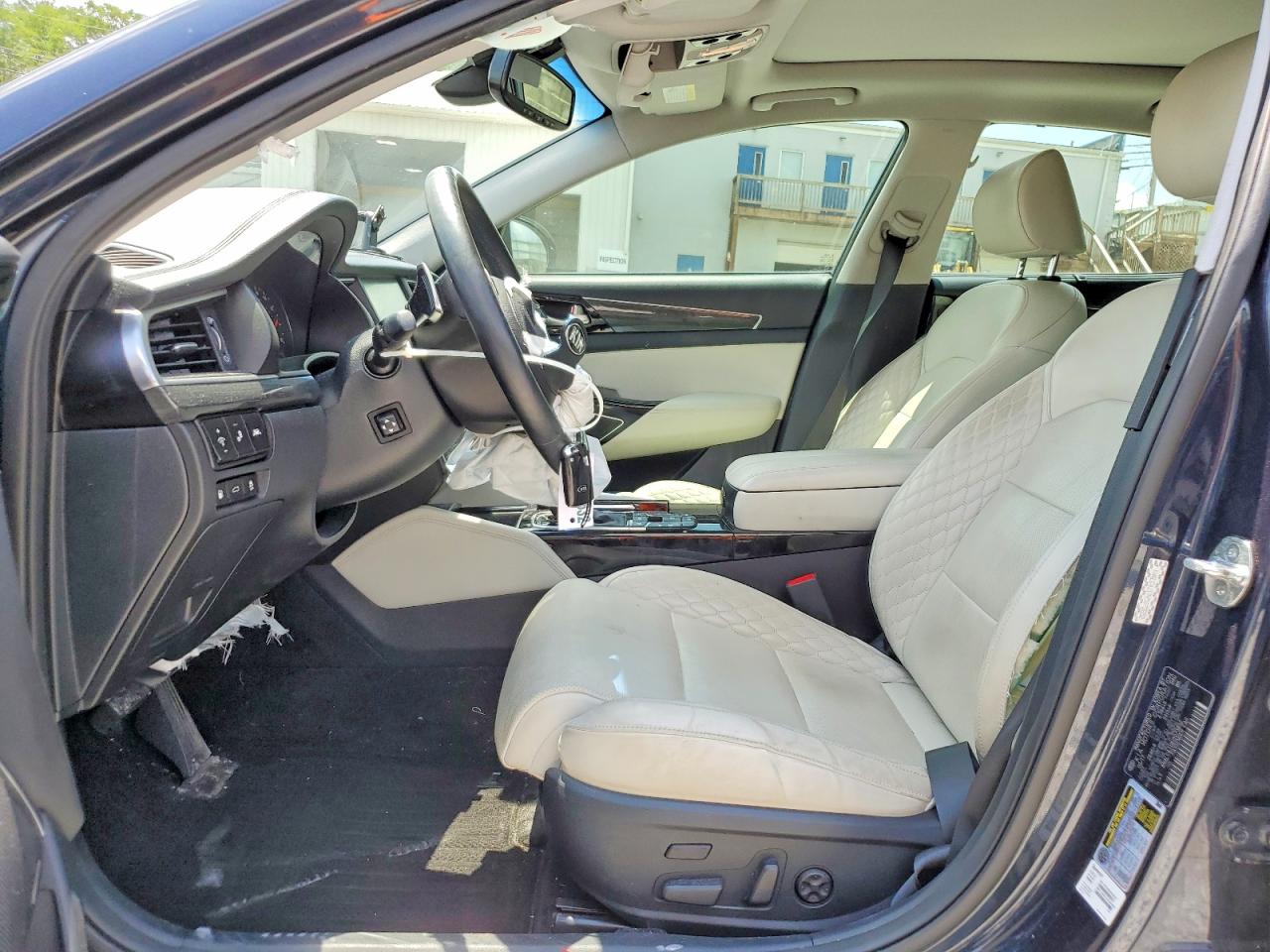 2017 Kia Cadenza Limited Черный vin: KNALC4J19H5073852