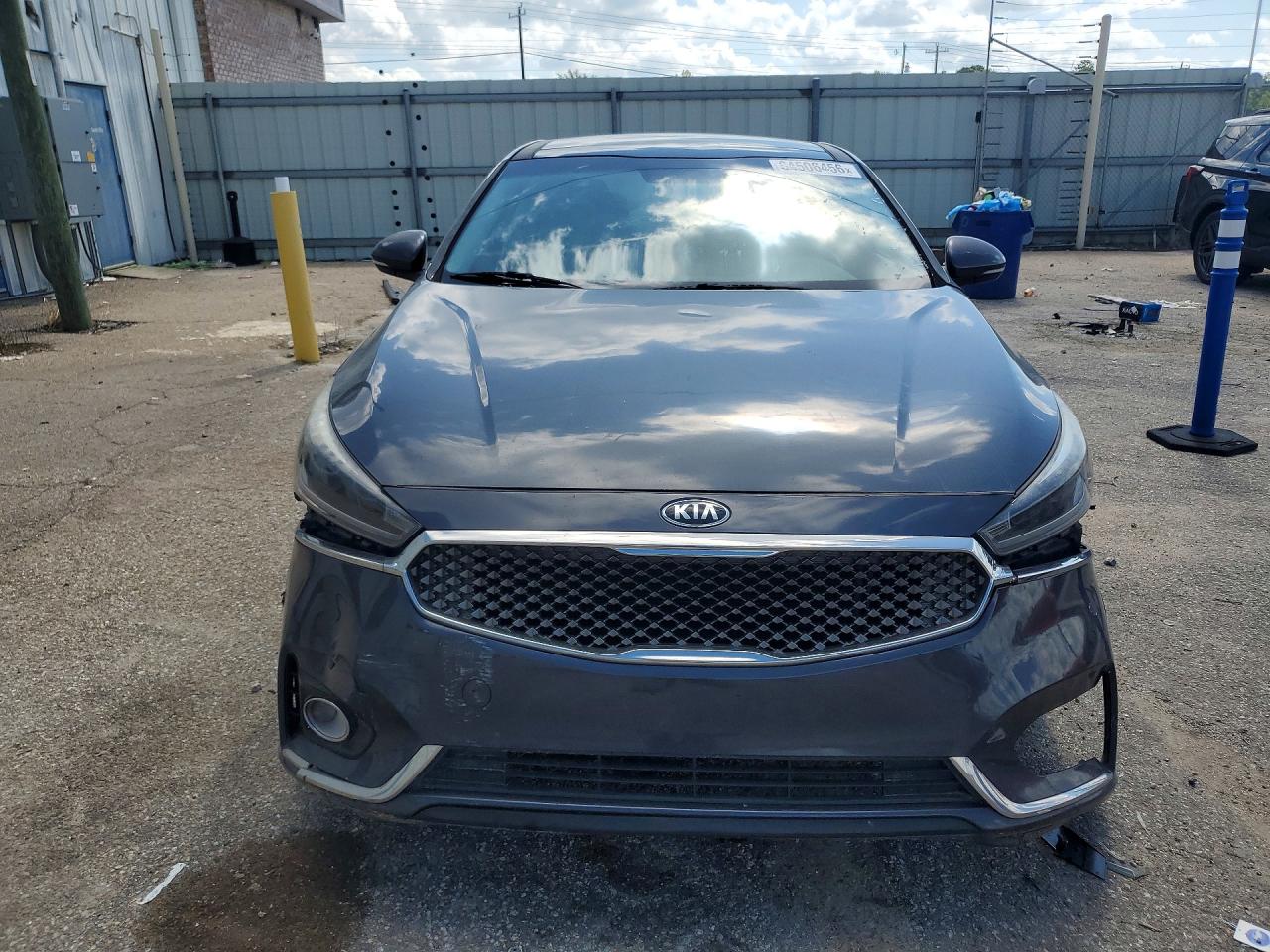 2017 Kia Cadenza Premium Black vin: KNALC4J1XH5042299