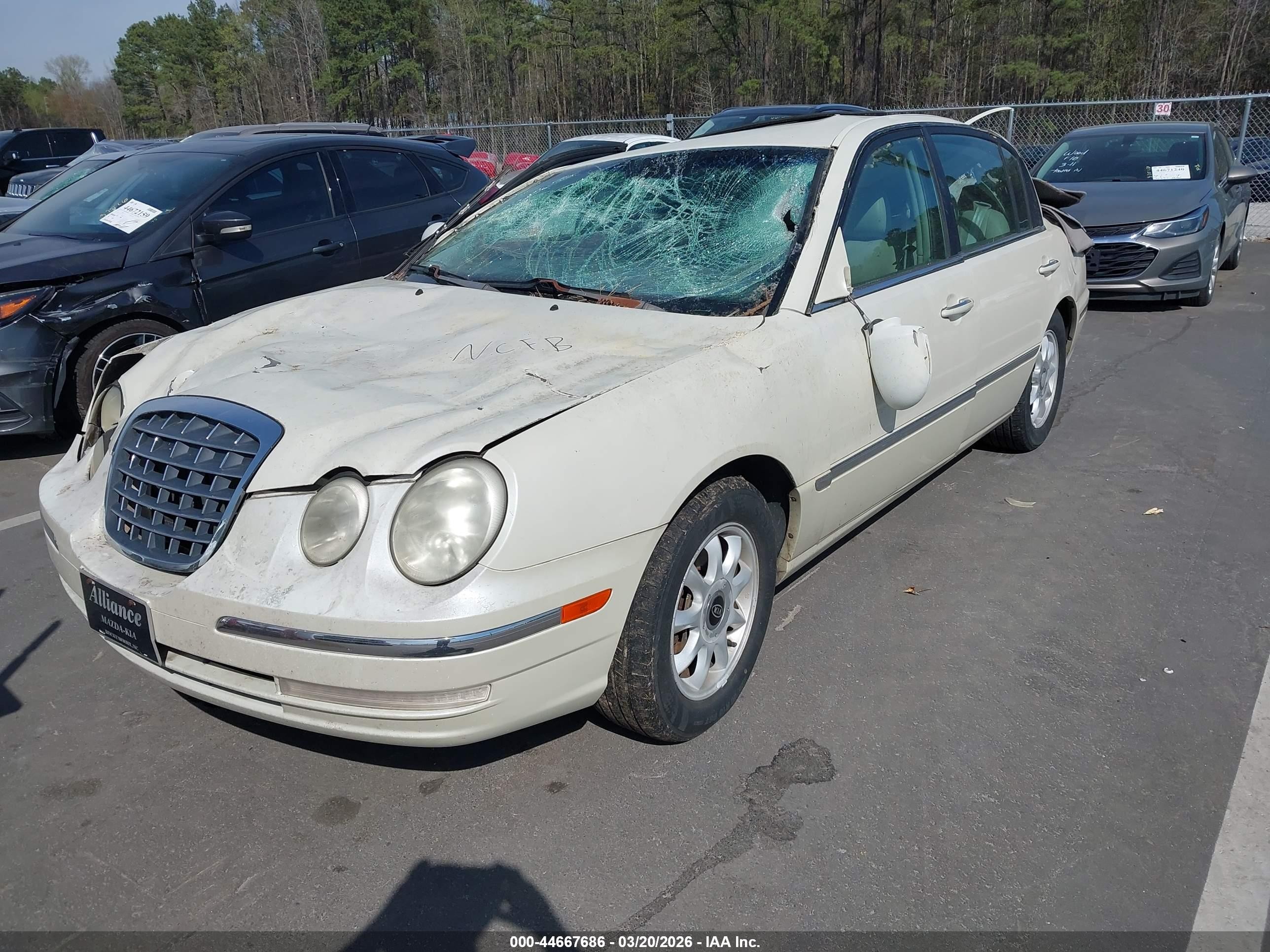 2005 Kia Amanti   Champagne vin: KNALD124055082889