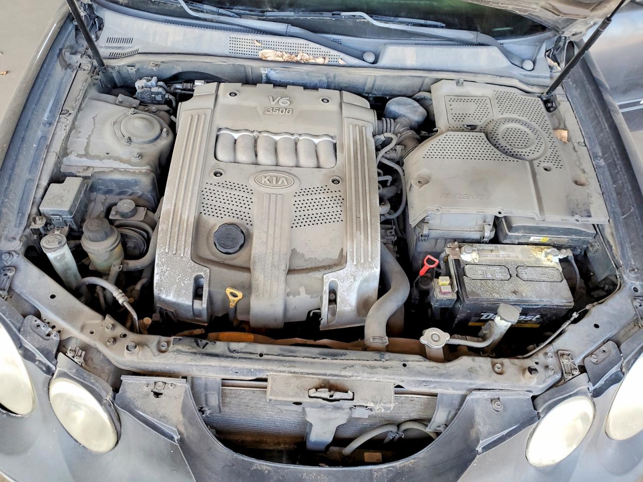 2004 Kia Amanti Base Gray vin: KNALD124145030394