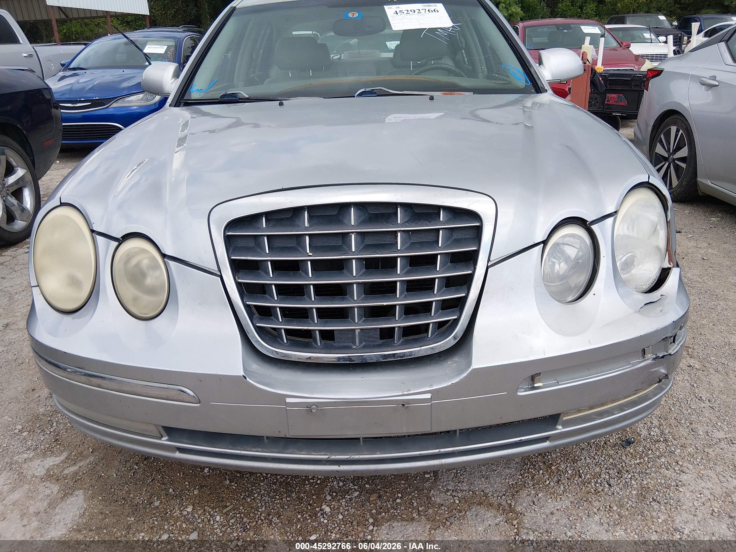 2005 Kia Amanti   Gray vin: KNALD124155052154