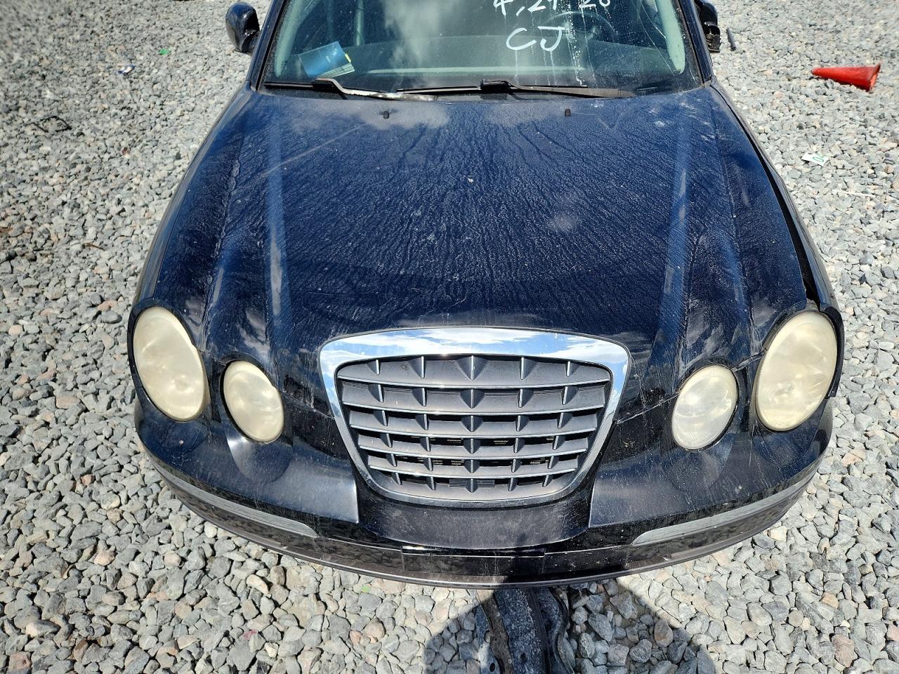 2005 Kia Amanti Base Black vin: KNALD124155076034