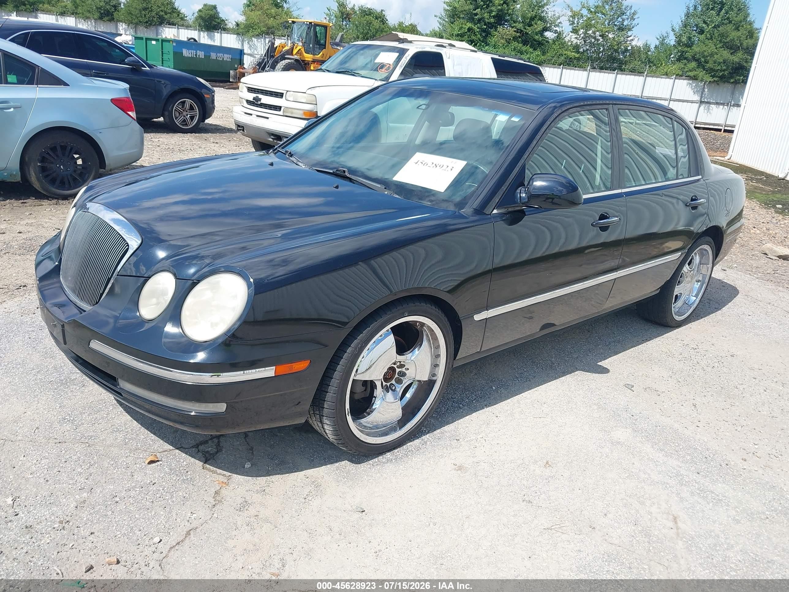 2005 Kia Amanti   Black vin: KNALD124255079783