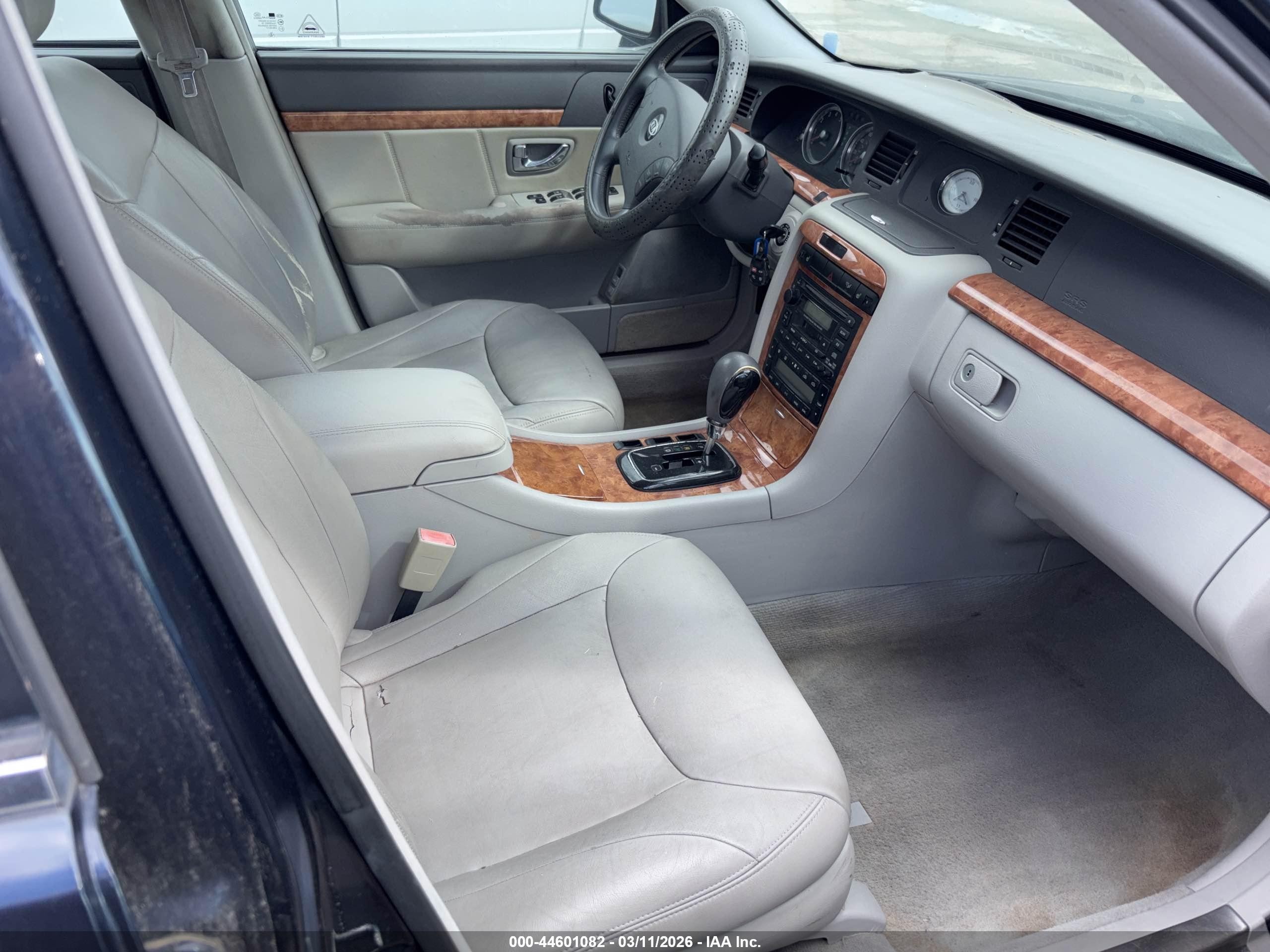 2006 Kia Amanti   vin: KNALD124365086727