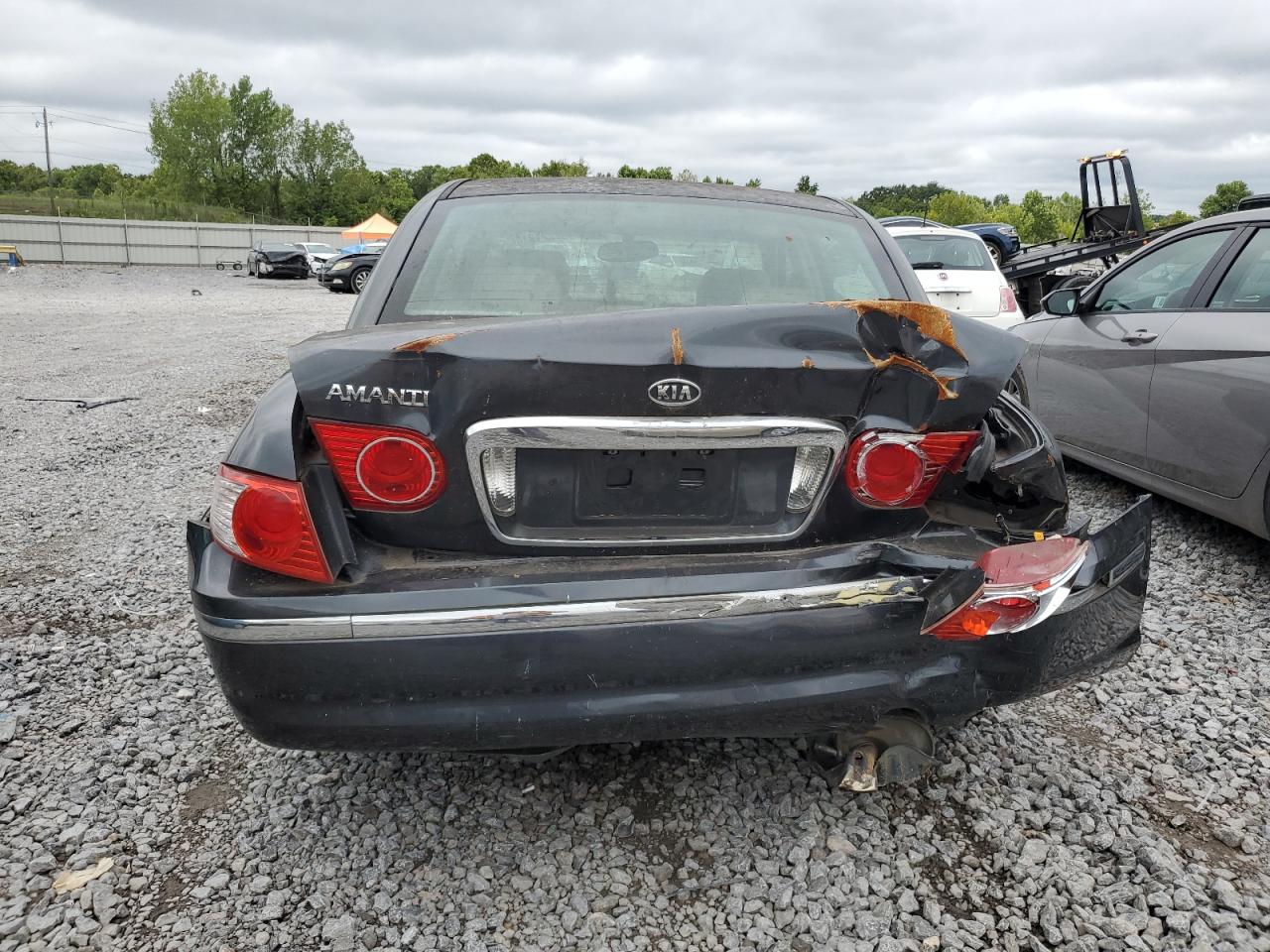 2006 Kia Amanti Black vin: KNALD124465085103