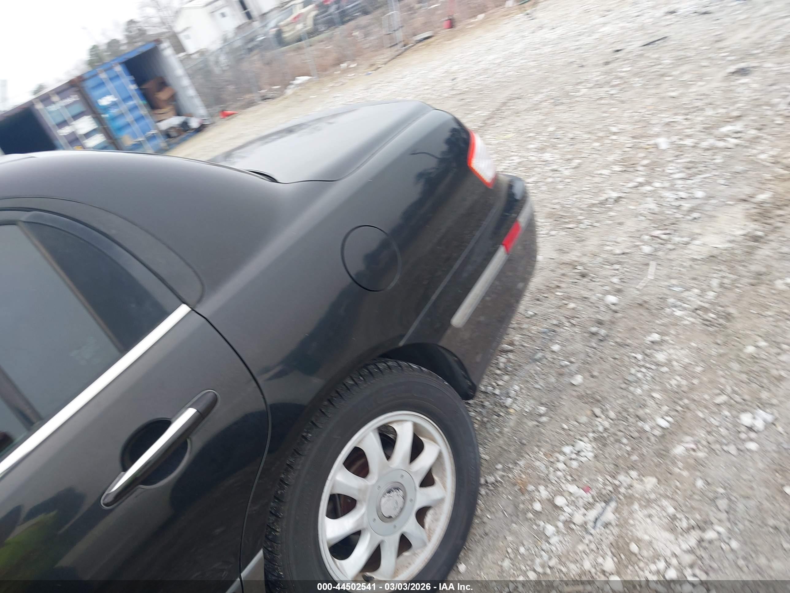 2006 Kia Amanti   Black vin: KNALD124565090925