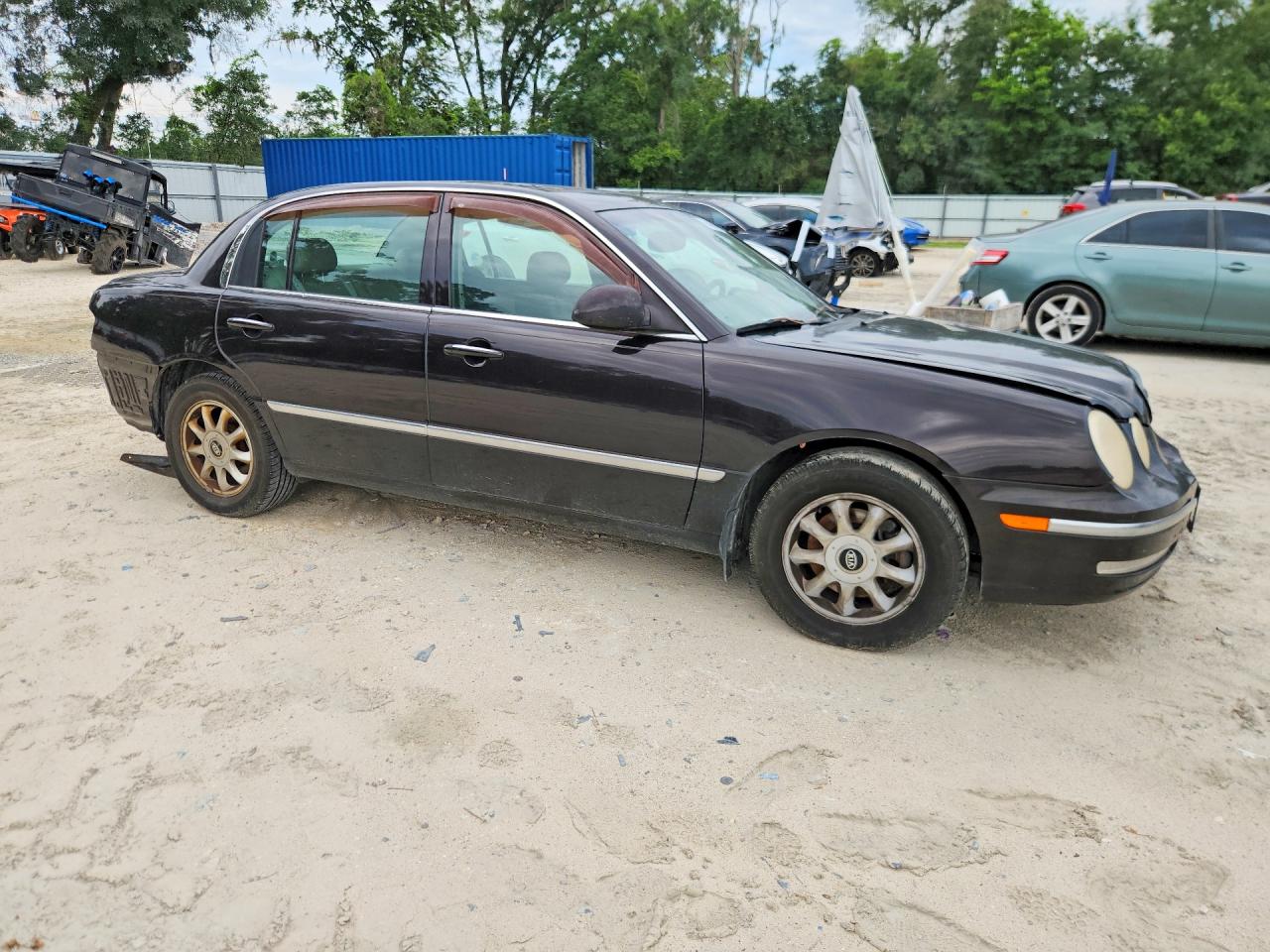 2006 Kia Amanti Base Black vin: KNALD124665086138