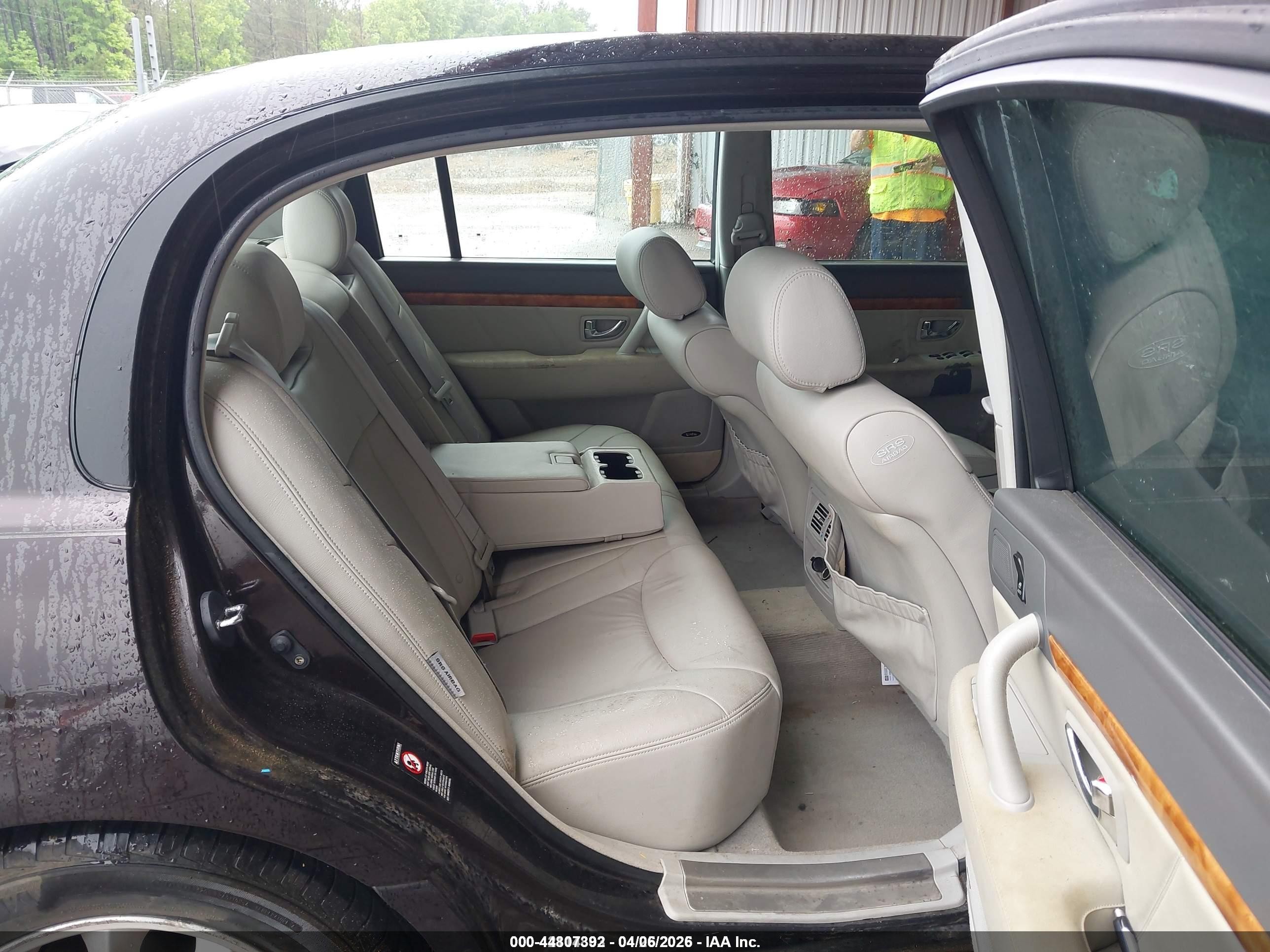 2005 Kia Amanti   Purple vin: KNALD124755053826