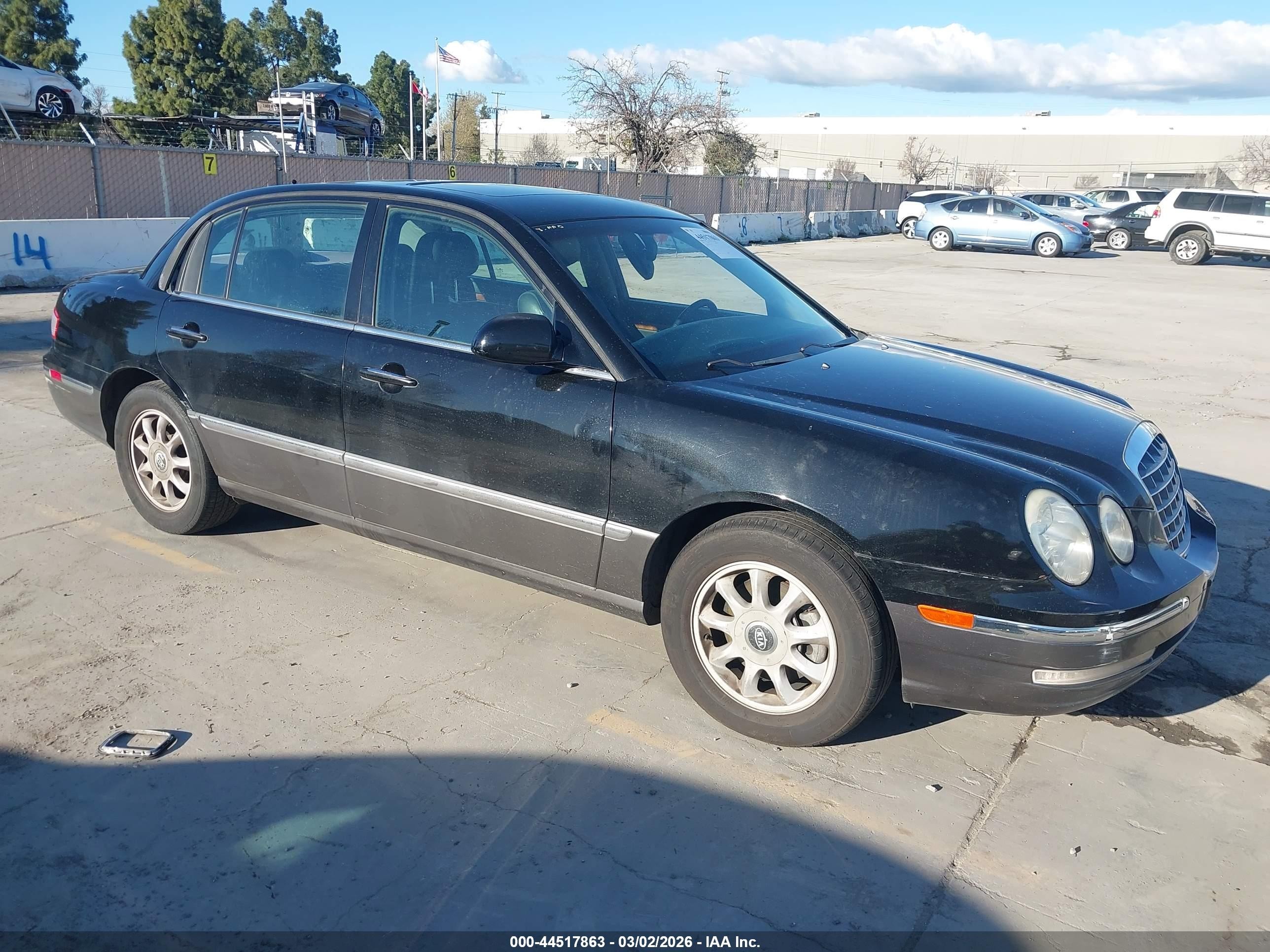 2006 Kia Amanti   Black vin: KNALD124765087623
