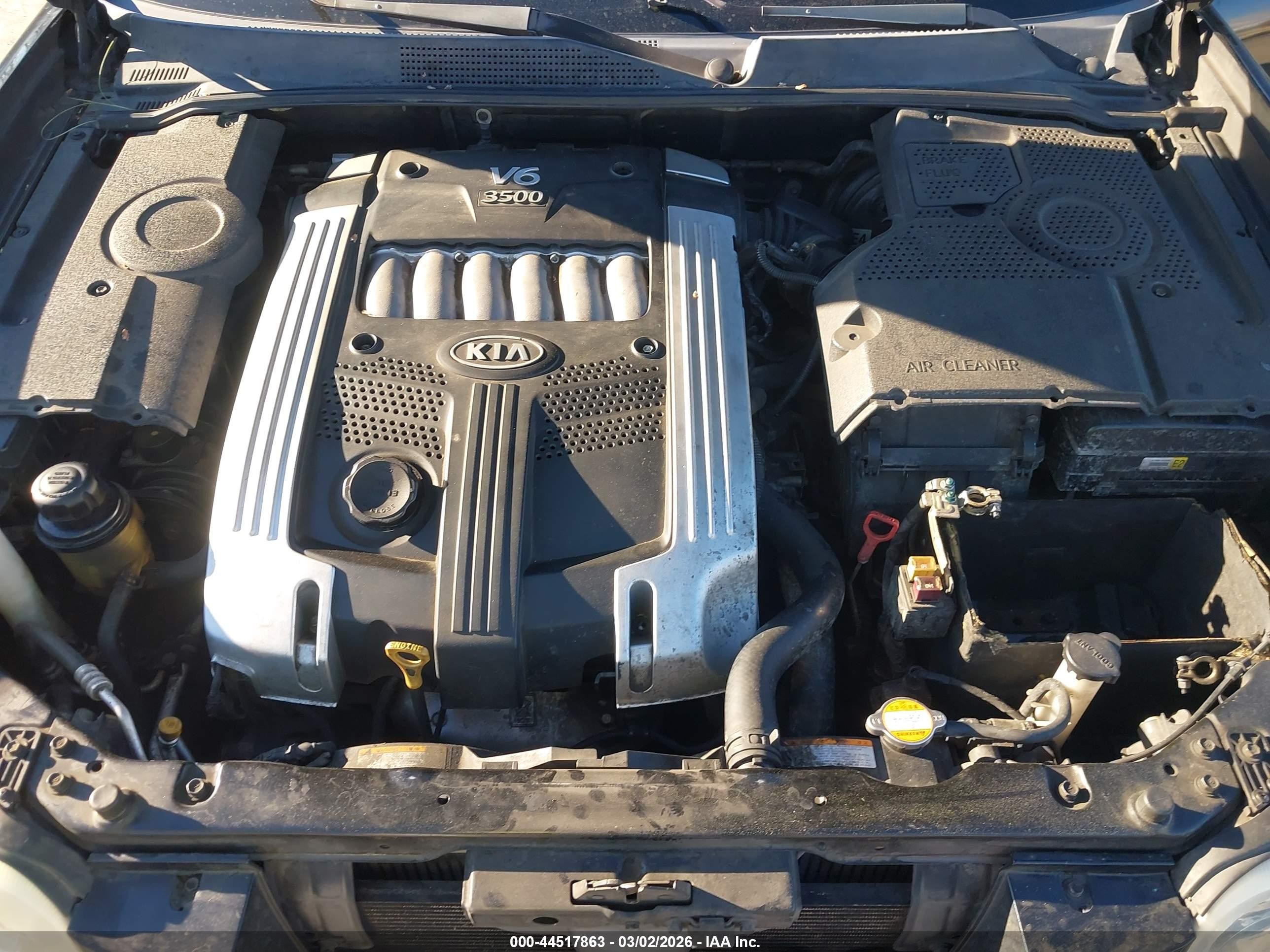 2006 Kia Amanti   Black vin: KNALD124765087623