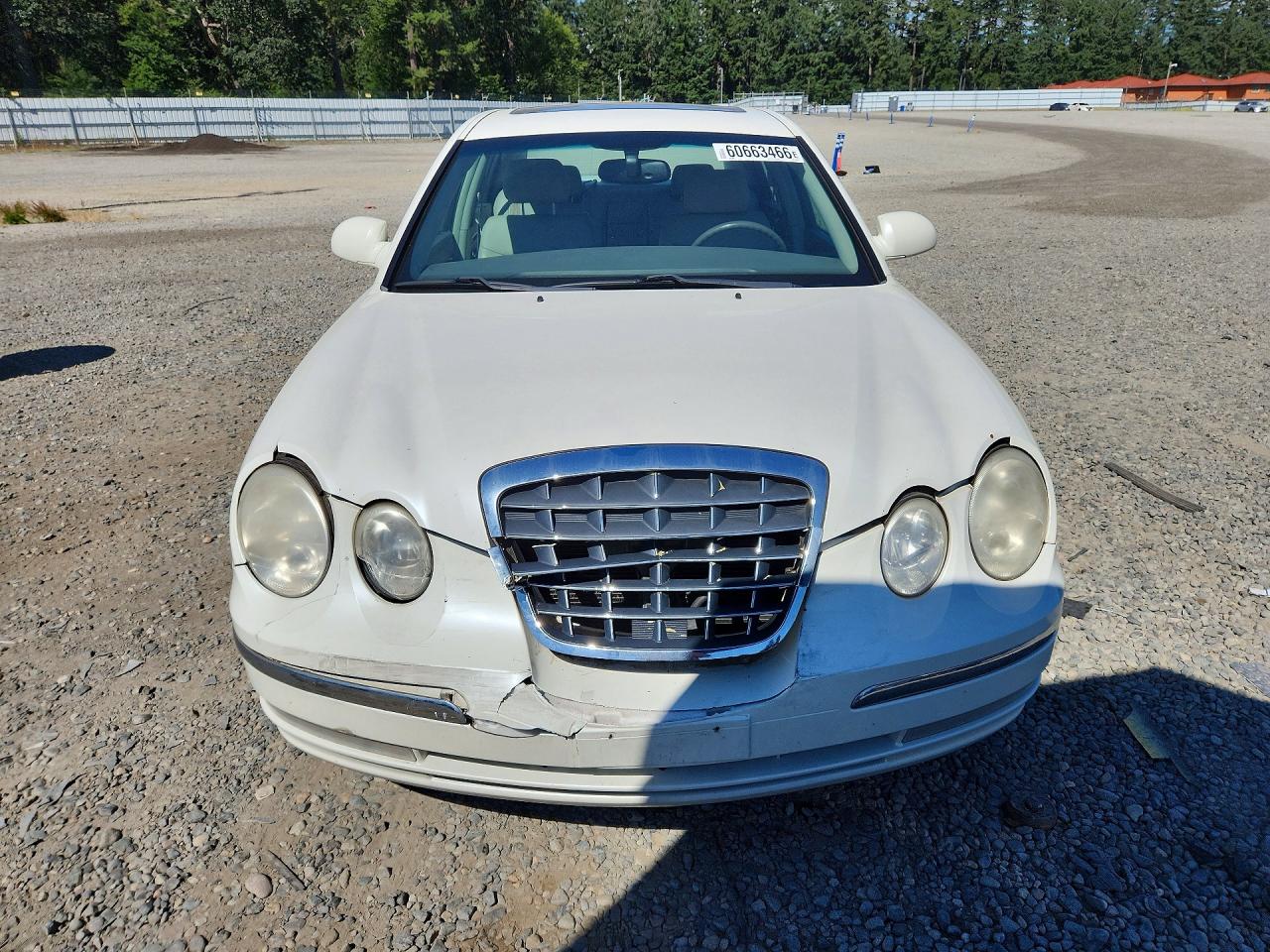 2006 Kia Amanti Base Белый vin: KNALD124765105683