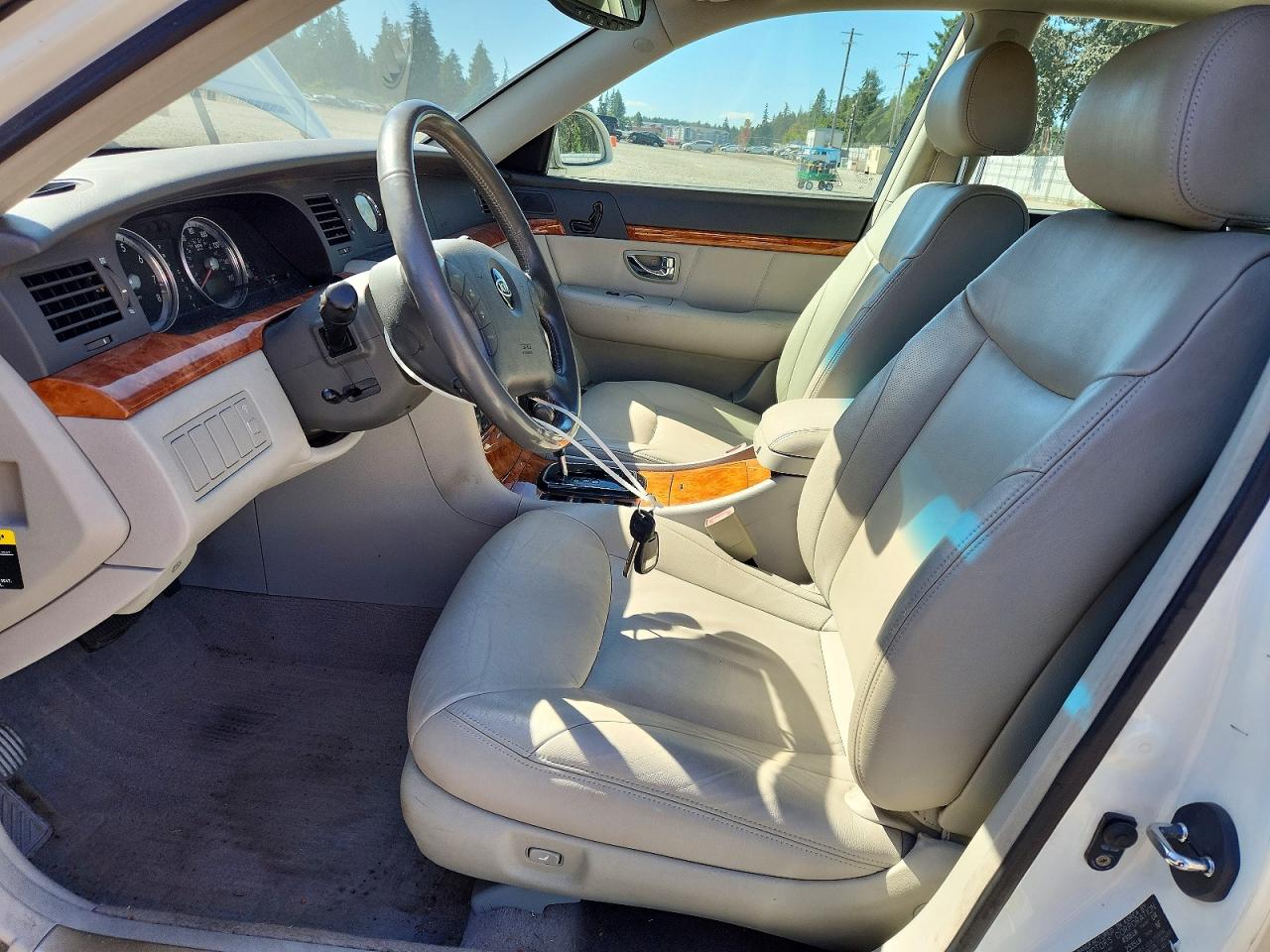 2006 Kia Amanti Base Белый vin: KNALD124765105683
