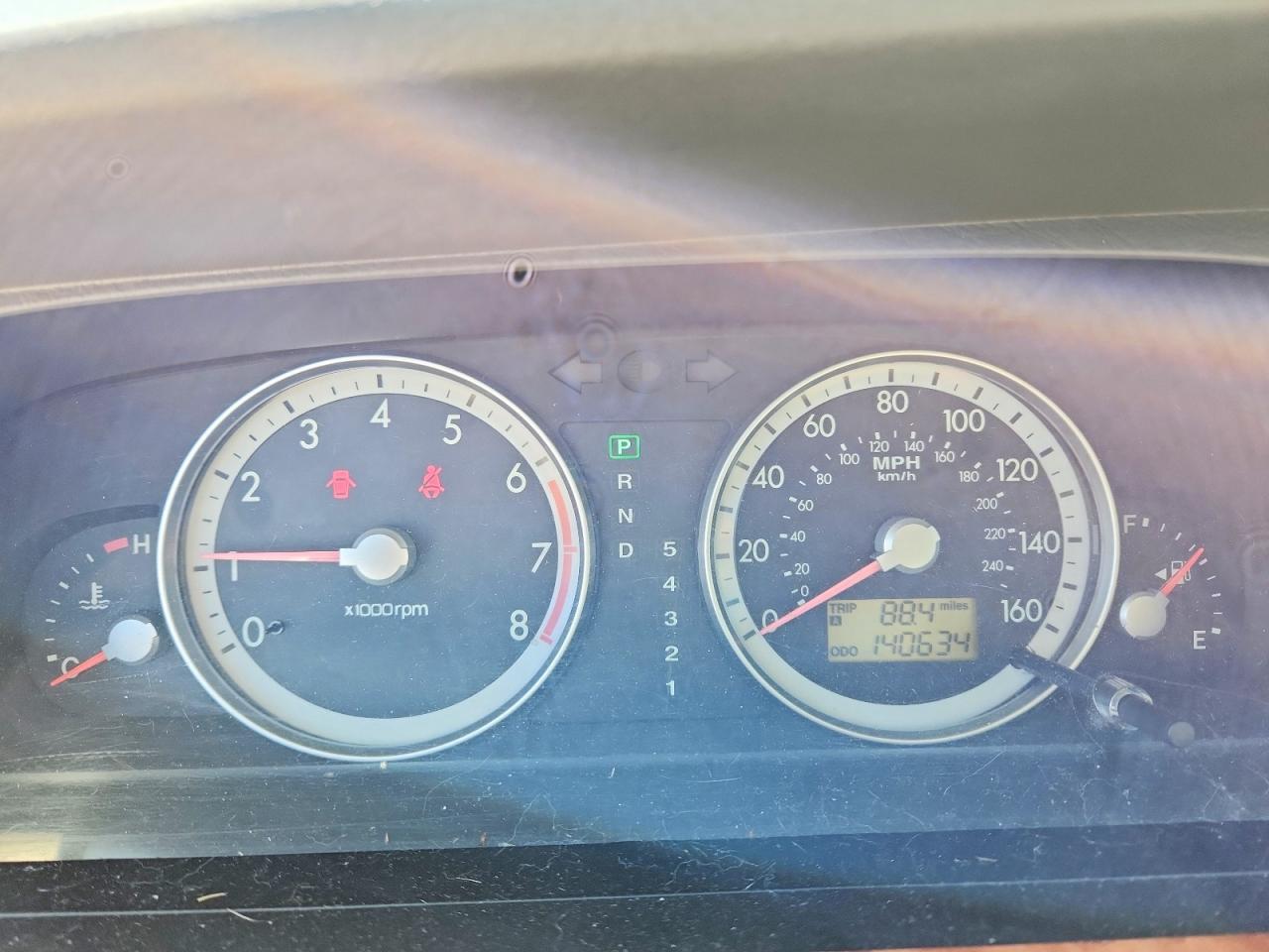 2006 Kia Amanti Base Белый vin: KNALD124765105683